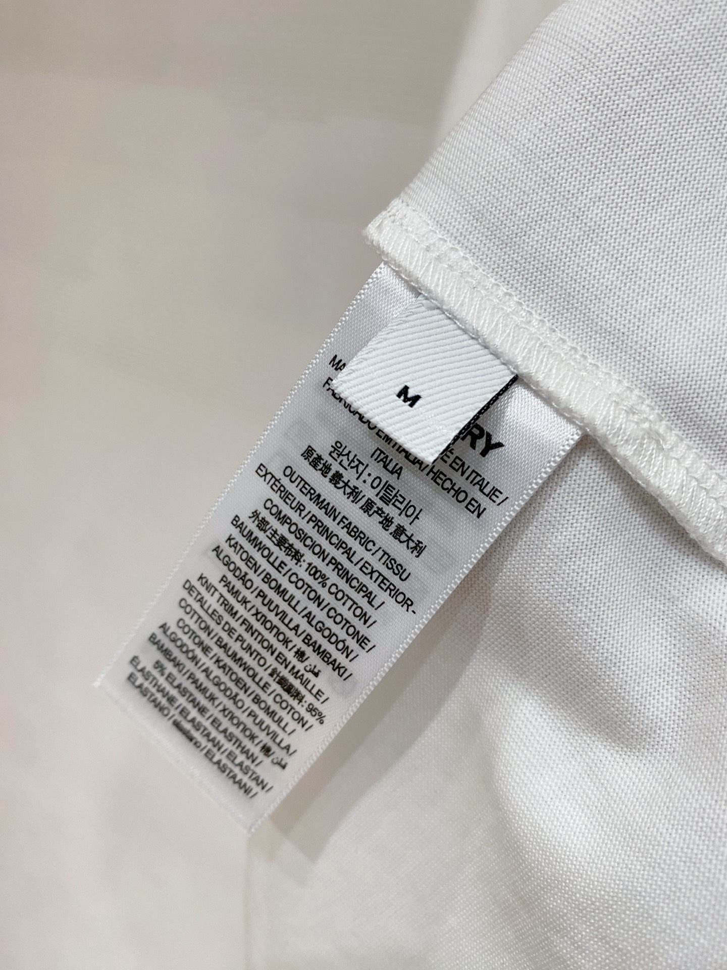 Burberry 巴宝莉 2026ss 春夏新款首发专柜最新款短袖圆领T恤 高端订制 设计前卫时尚！品牌