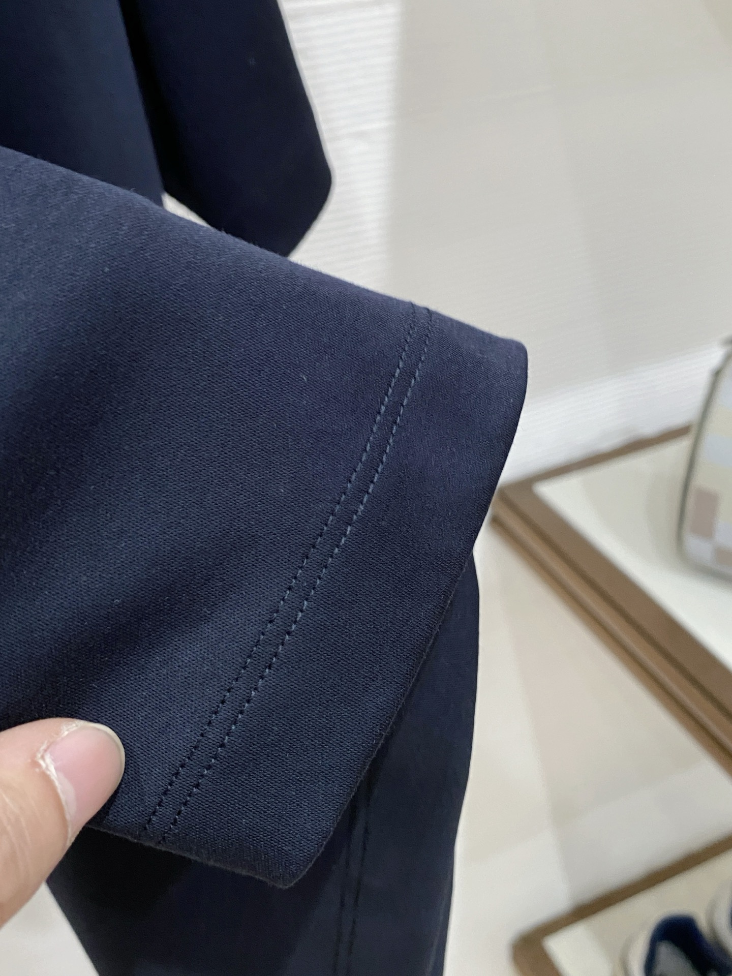 爱马家26春夏同款大马绣花丝光棉T恤颜色：白色 蓝色 绿色码数：M-3XL型号