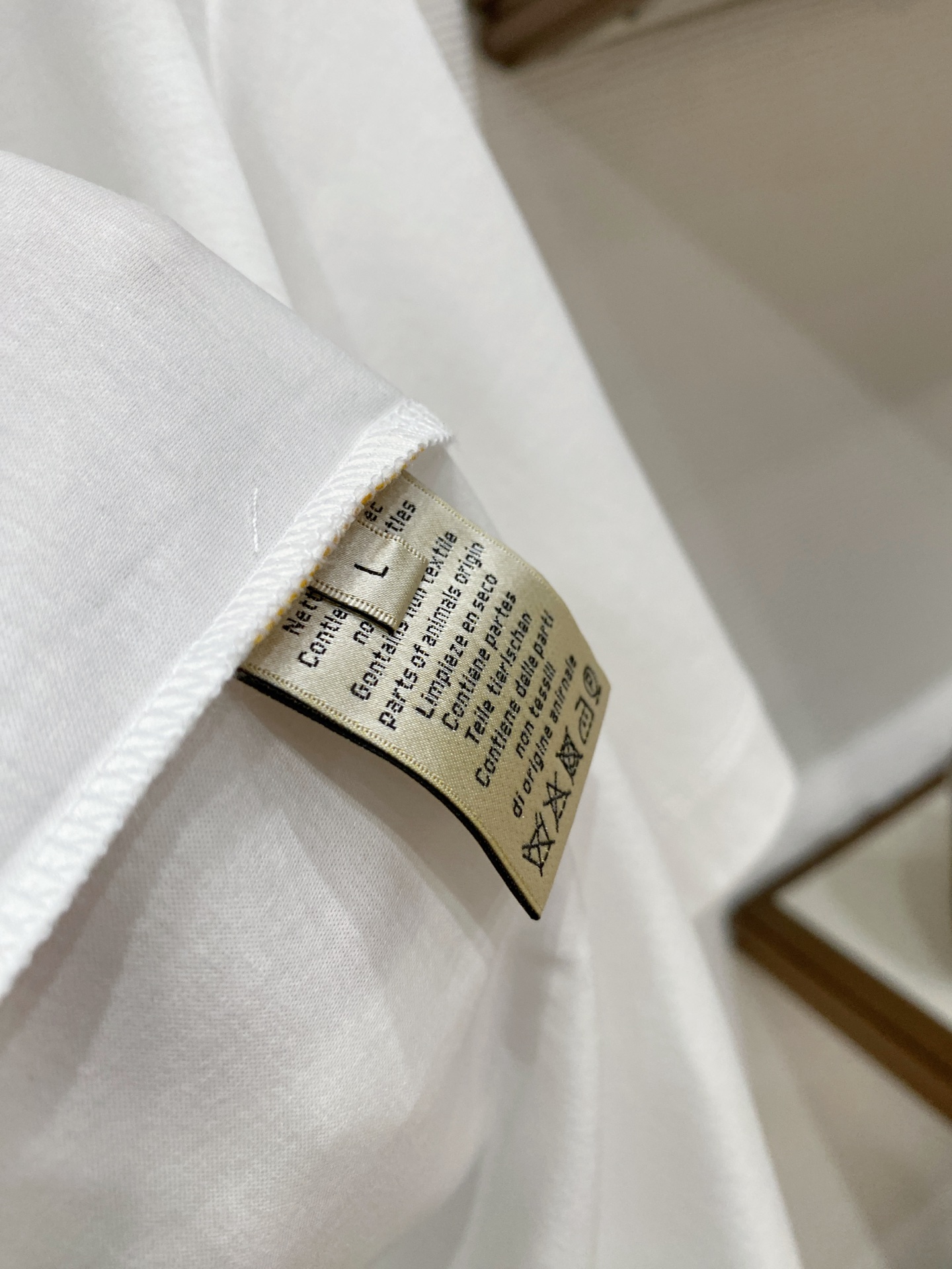 爱马家26春夏同款大马绣花丝光棉T恤颜色：白色 蓝色 绿色码数：M-3XL型号