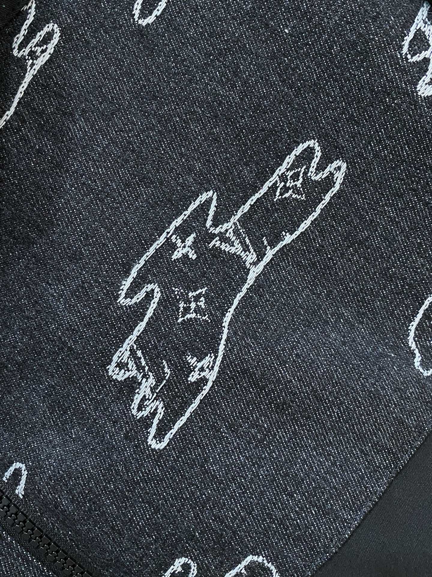 LV 2026ss春季新款夹克外套全高端版本！高定专柜面料辅料，透气舒适度高，细节无可挑剔，做工考究工艺