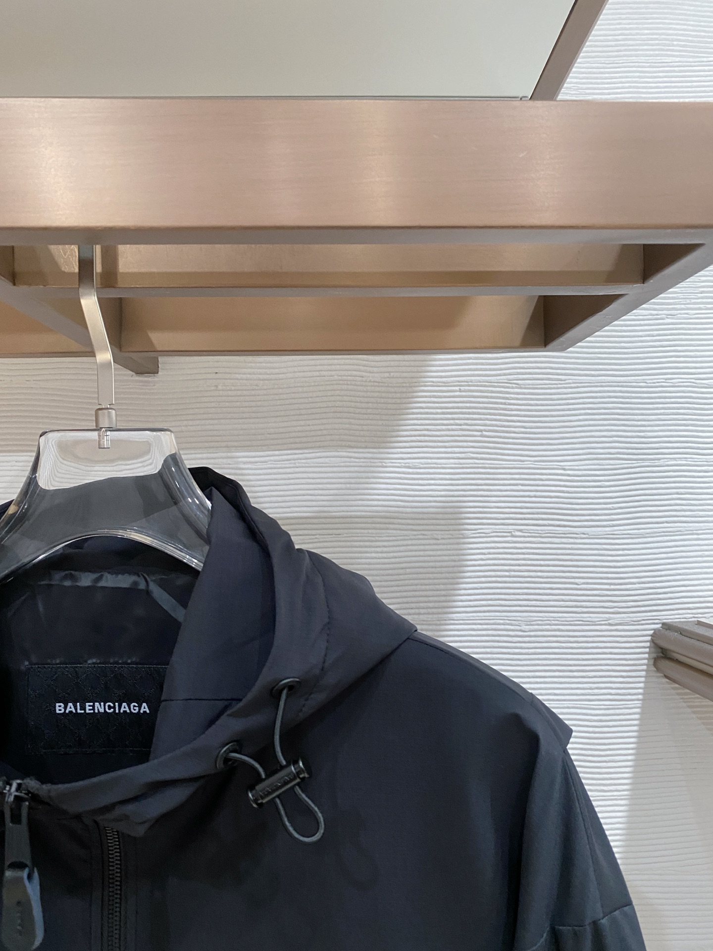 Balenciaga 巴黎世家 2026ss春季新款连帽夹克外套全高端版本！高定专柜面料辅料，透气舒适度