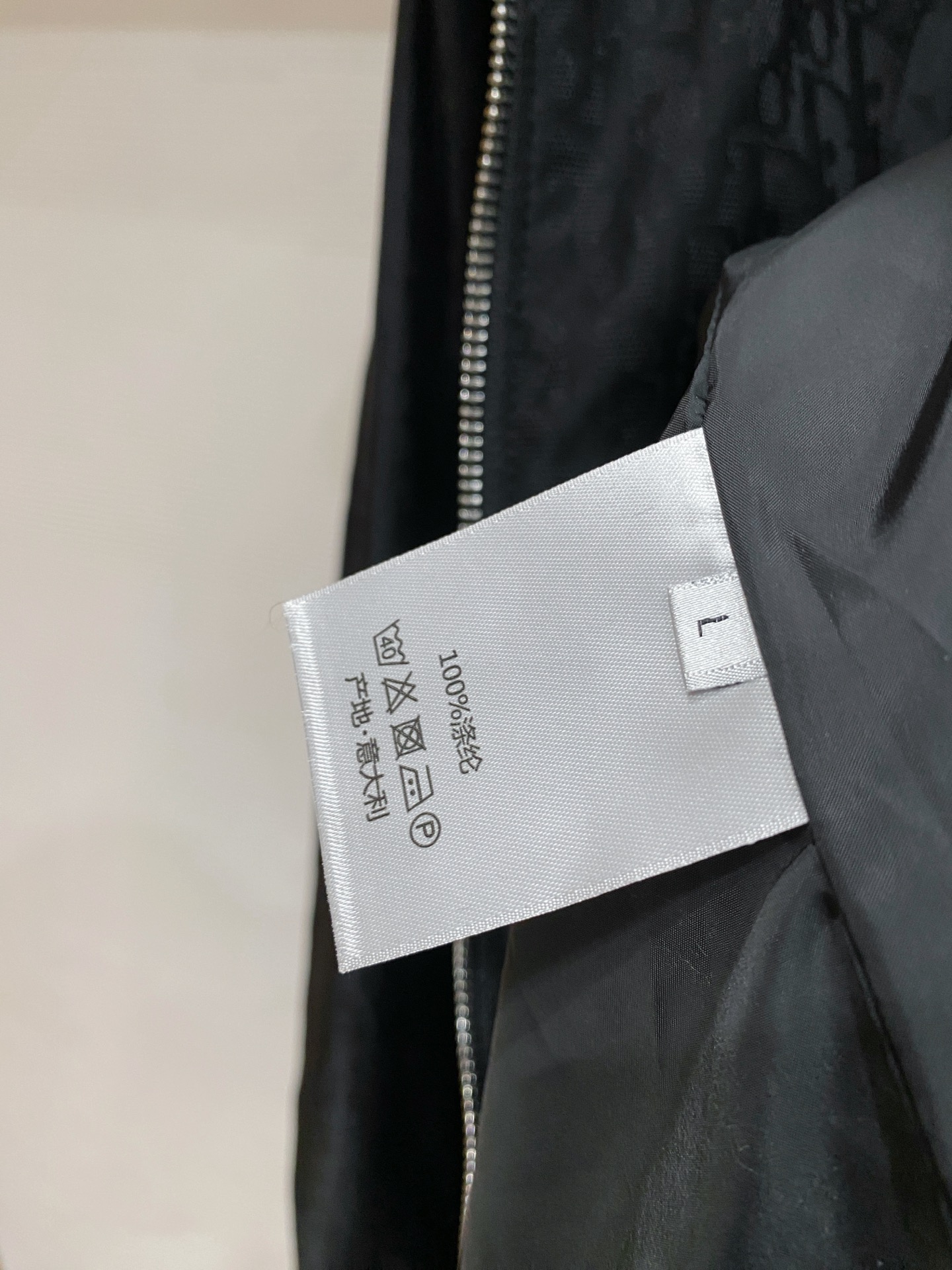 Dior 迪奥 2026ss春季新款立领夹克外套全高端版本！高定专柜面料辅料，透气舒适度高，细节无可挑剔