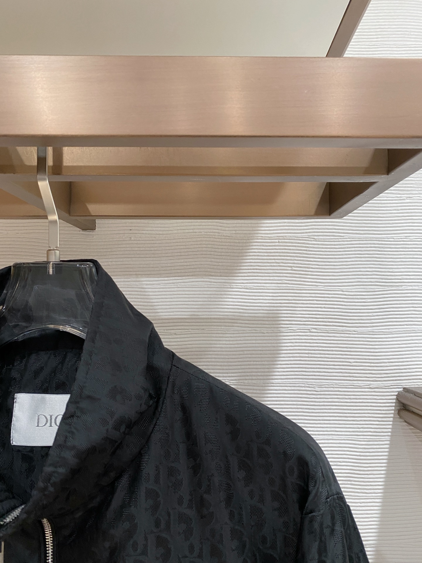 Dior 迪奥 2026ss春季新款立领夹克外套全高端版本！高定专柜面料辅料，透气舒适度高，细节无可挑剔