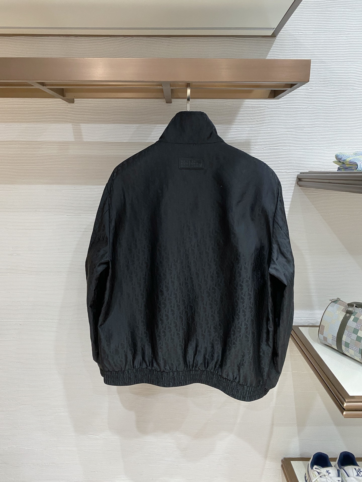 Dior 迪奥 2026ss春季新款立领夹克外套全高端版本！高定专柜面料辅料，透气舒适度高，细节无可挑剔