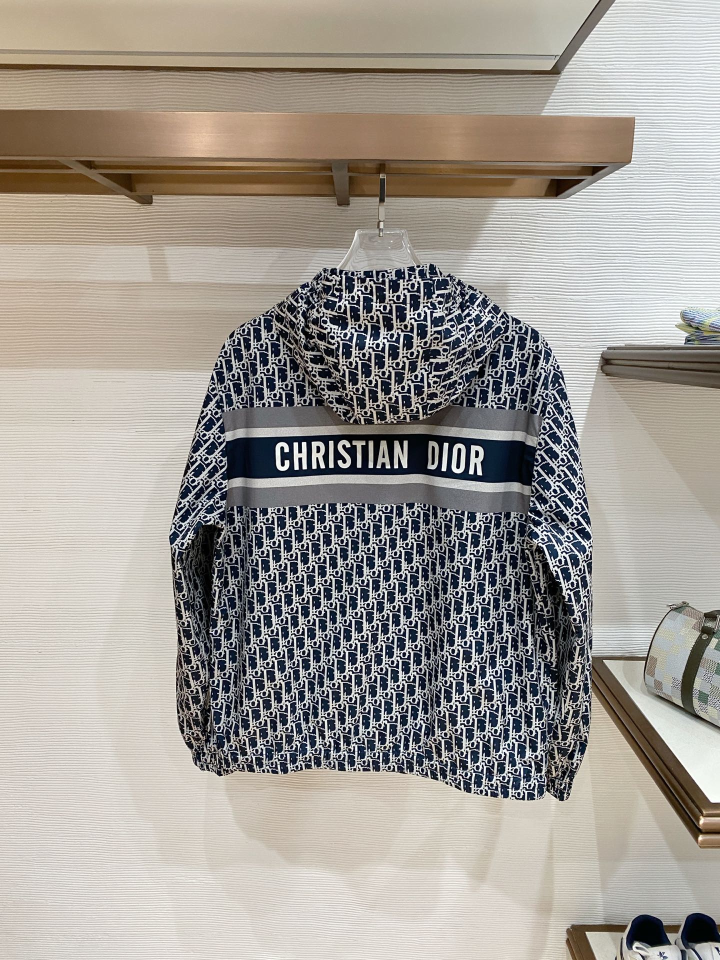 Dior 迪奥 2026ss春季新款夹克外套全高端版本！高定专柜面料辅料，透气舒适度高，细节无可挑剔，做