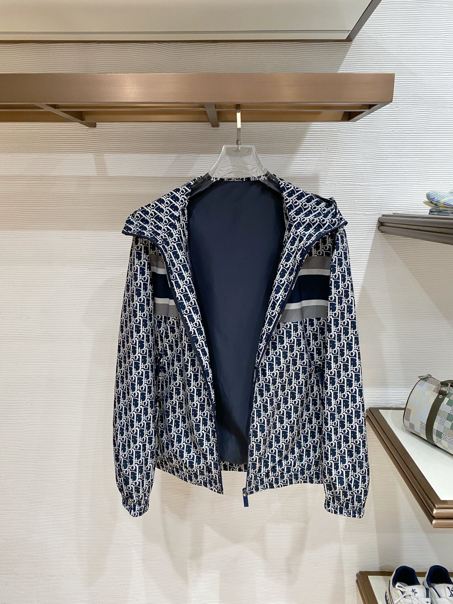 Dior 迪奥 2026ss春季新款夹克外套全高端版本！高定专柜面料辅料，透气舒适度高，细节无可挑剔，做