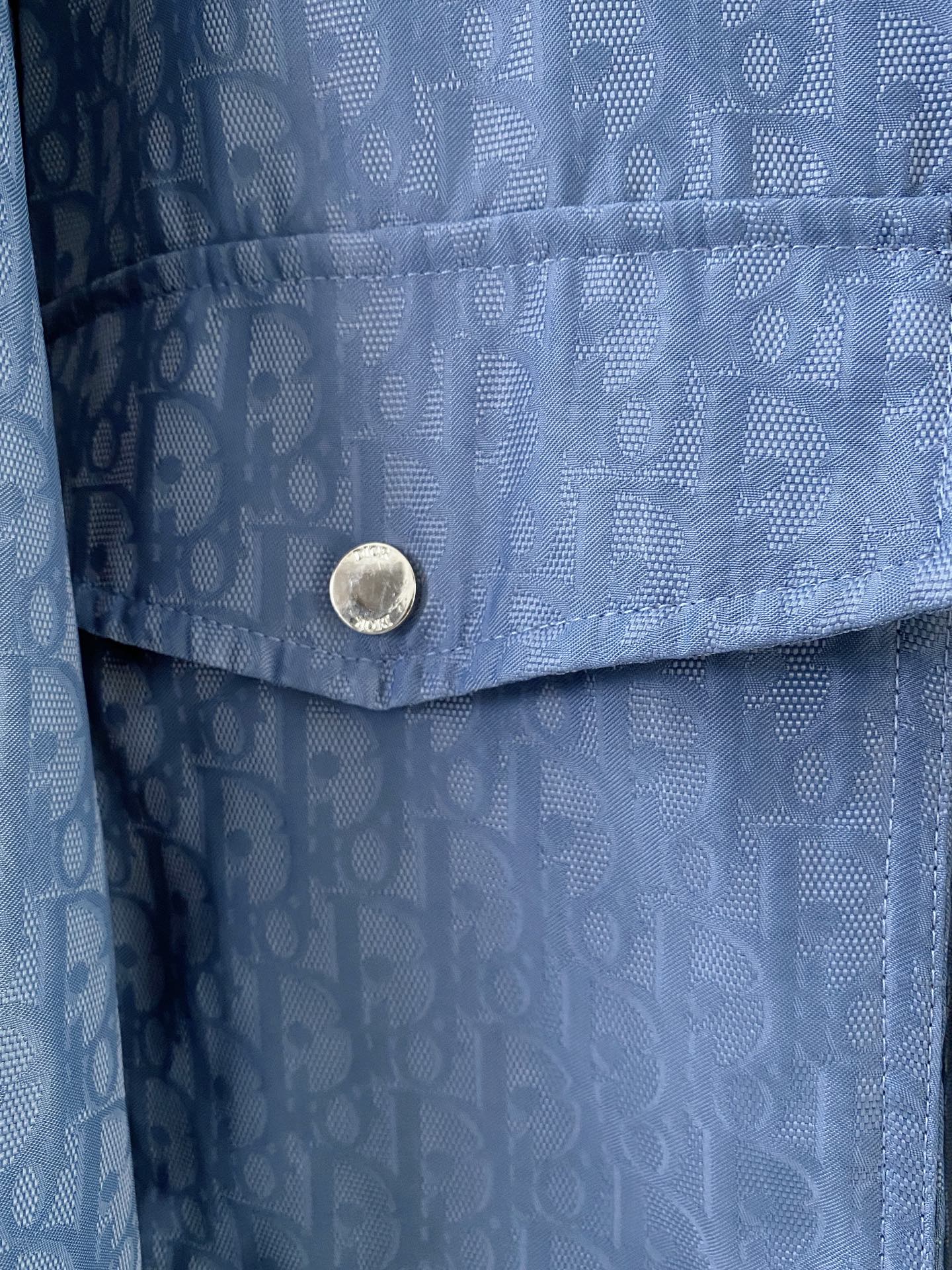 Dior 迪奥 2026ss春季新款立领夹克外套全高端版本！高定专柜面料辅料，透气舒适度高，细节无可挑剔