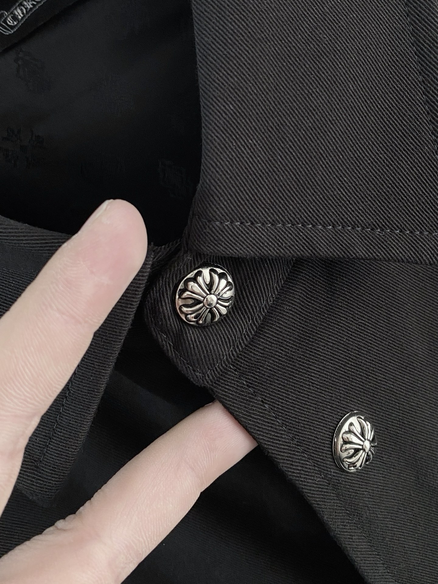 克罗心 衬衫外套 2026ss春季新款夹克外套全高端版本！高定专柜面料辅料，透气舒适度高，细节无可挑剔，