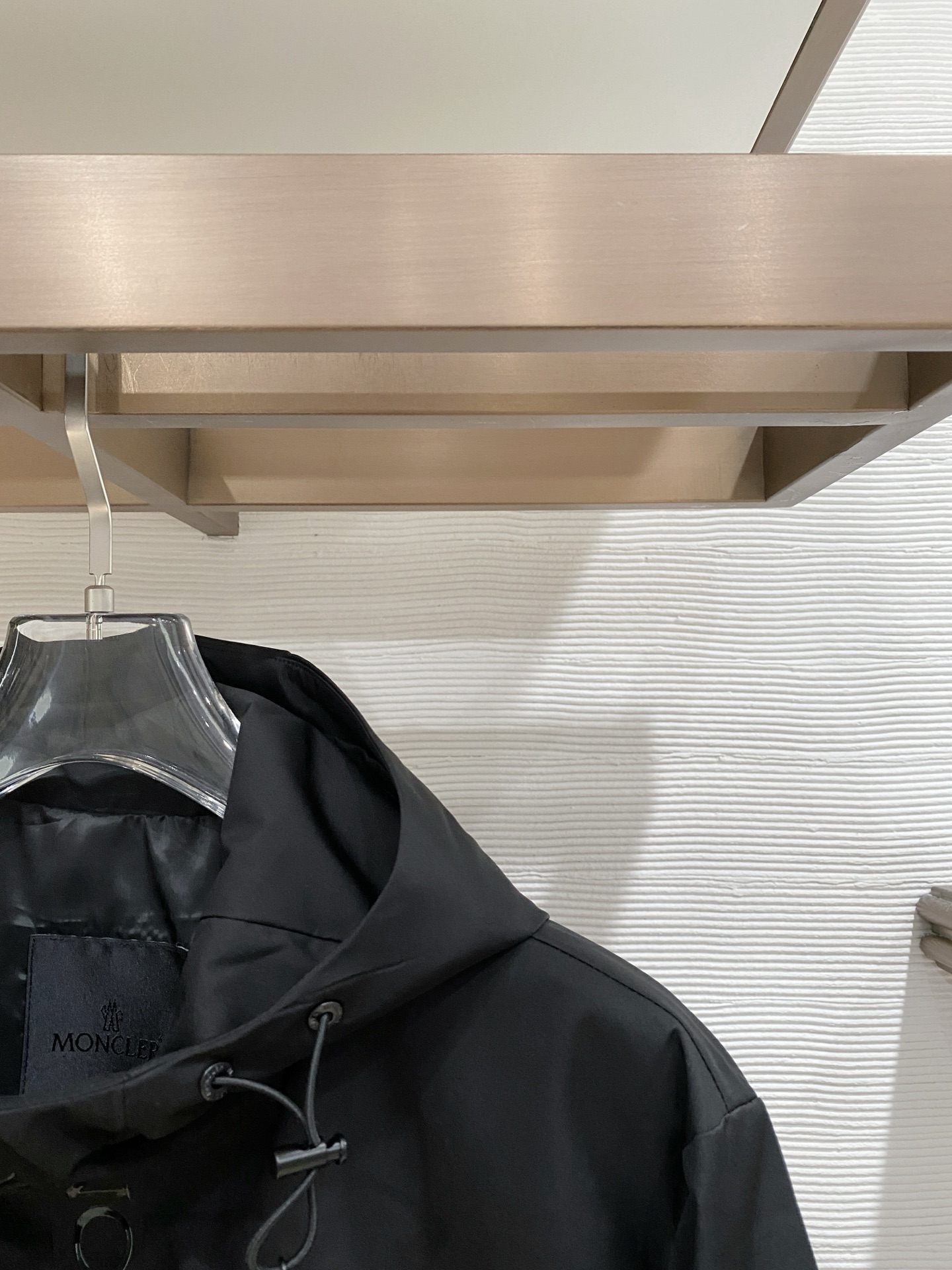 Moncler 蒙口 2026ss春季新款连帽夹克外套全高端版本！高定专柜面料辅料，透气舒适度高，细节无