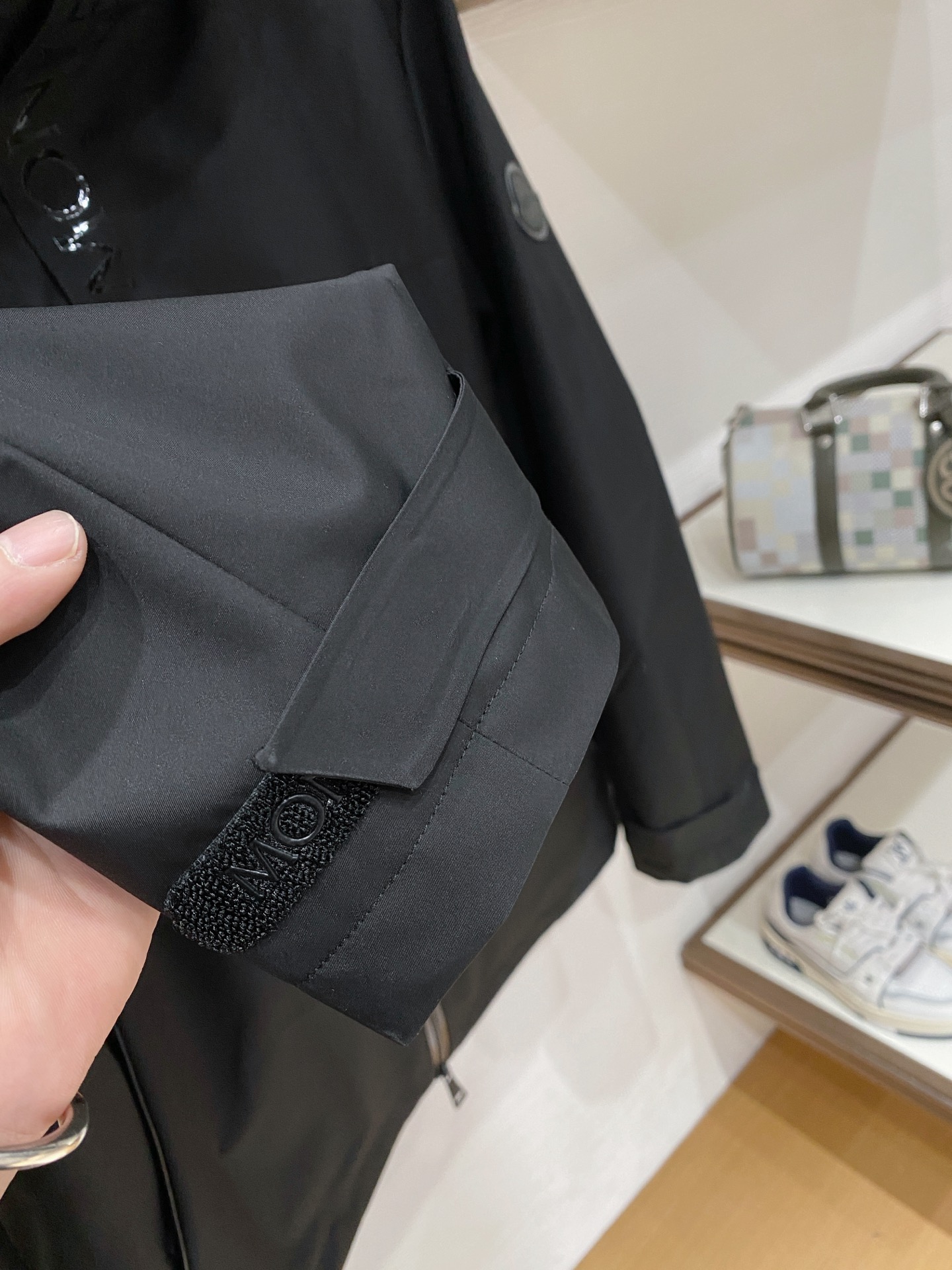 Moncler 蒙口 2026ss春季新款连帽夹克外套全高端版本！高定专柜面料辅料，透气舒适度高，细节无