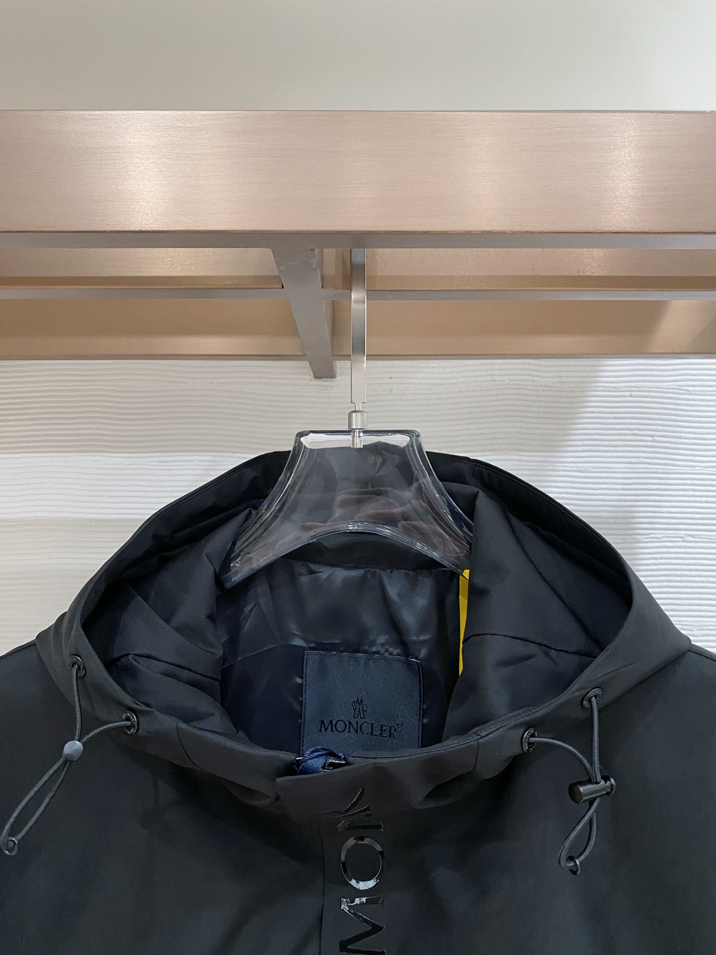 Moncler 蒙口 2026ss春季新款连帽夹克外套全高端版本！高定专柜面料辅料，透气舒适度高，细节无