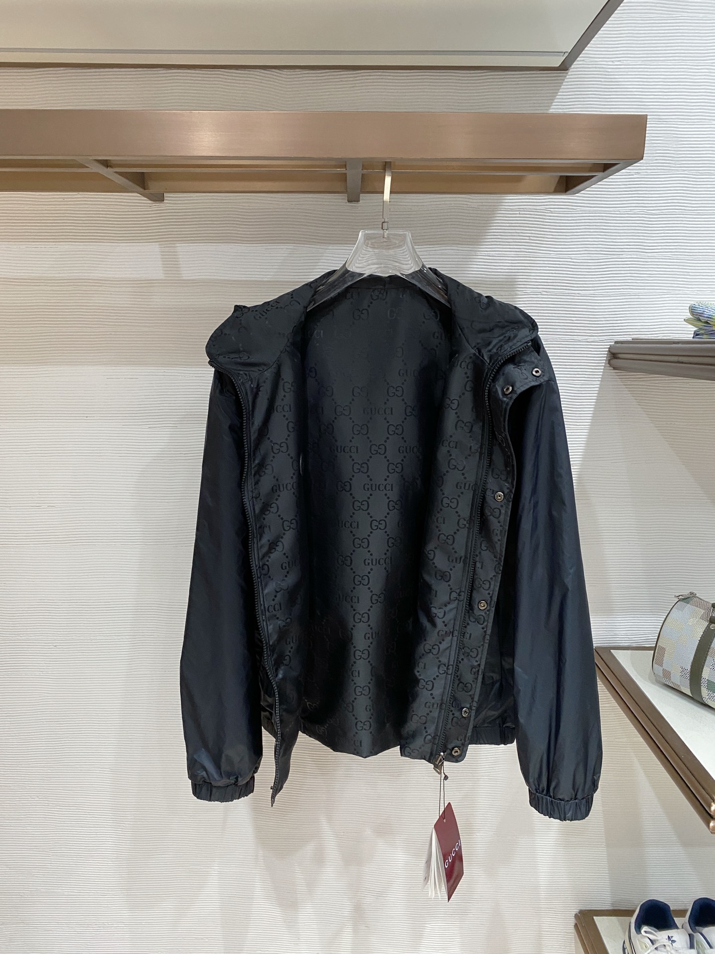 Gucci 古奇 双面穿 2026ss春季新款连帽夹克外套全高端版本！高定专柜面料辅料，透气舒适度高，细