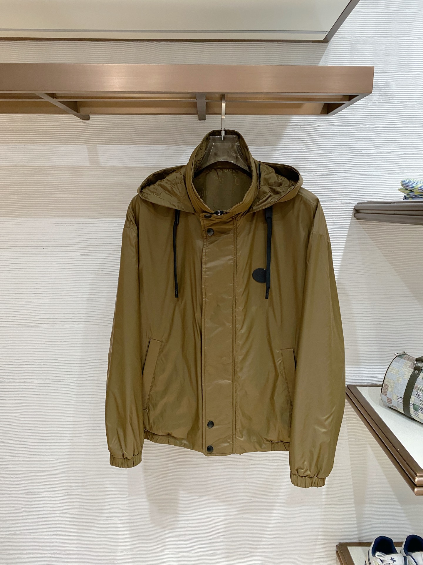 Gucci 古奇 双面穿 2026ss春季新款连帽夹克外套全高端版本！高定专柜面料辅料，透气舒适度高，细