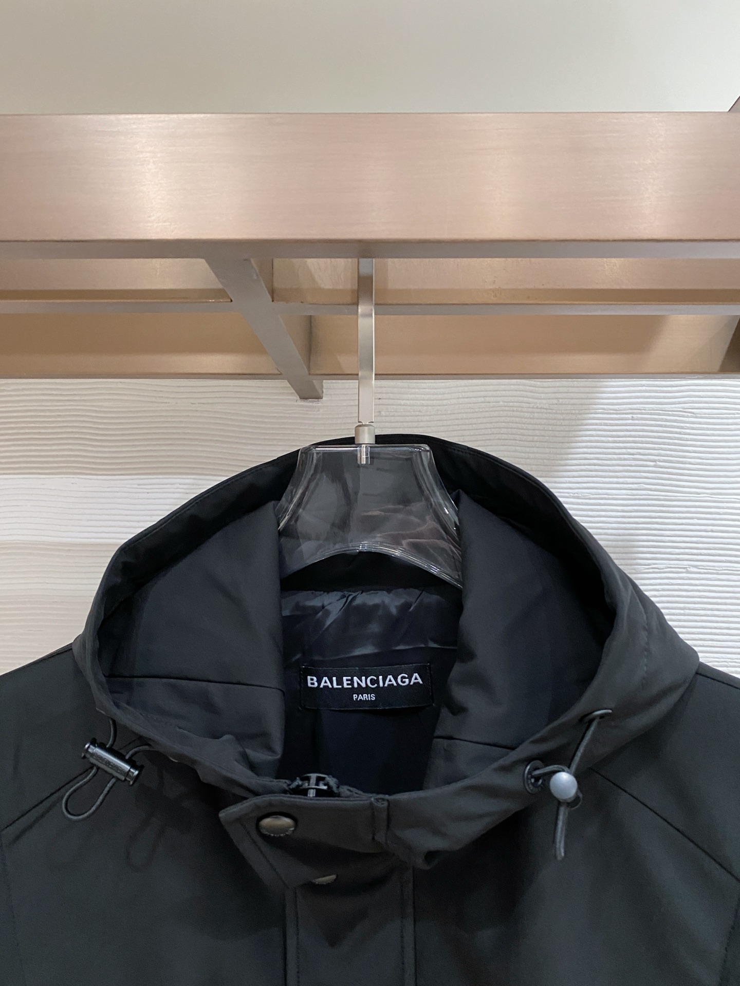 Balenciaga 巴黎世家 2026ss春季新款连帽夹克外套全高端版本！高定专柜面料辅料，透气舒适度