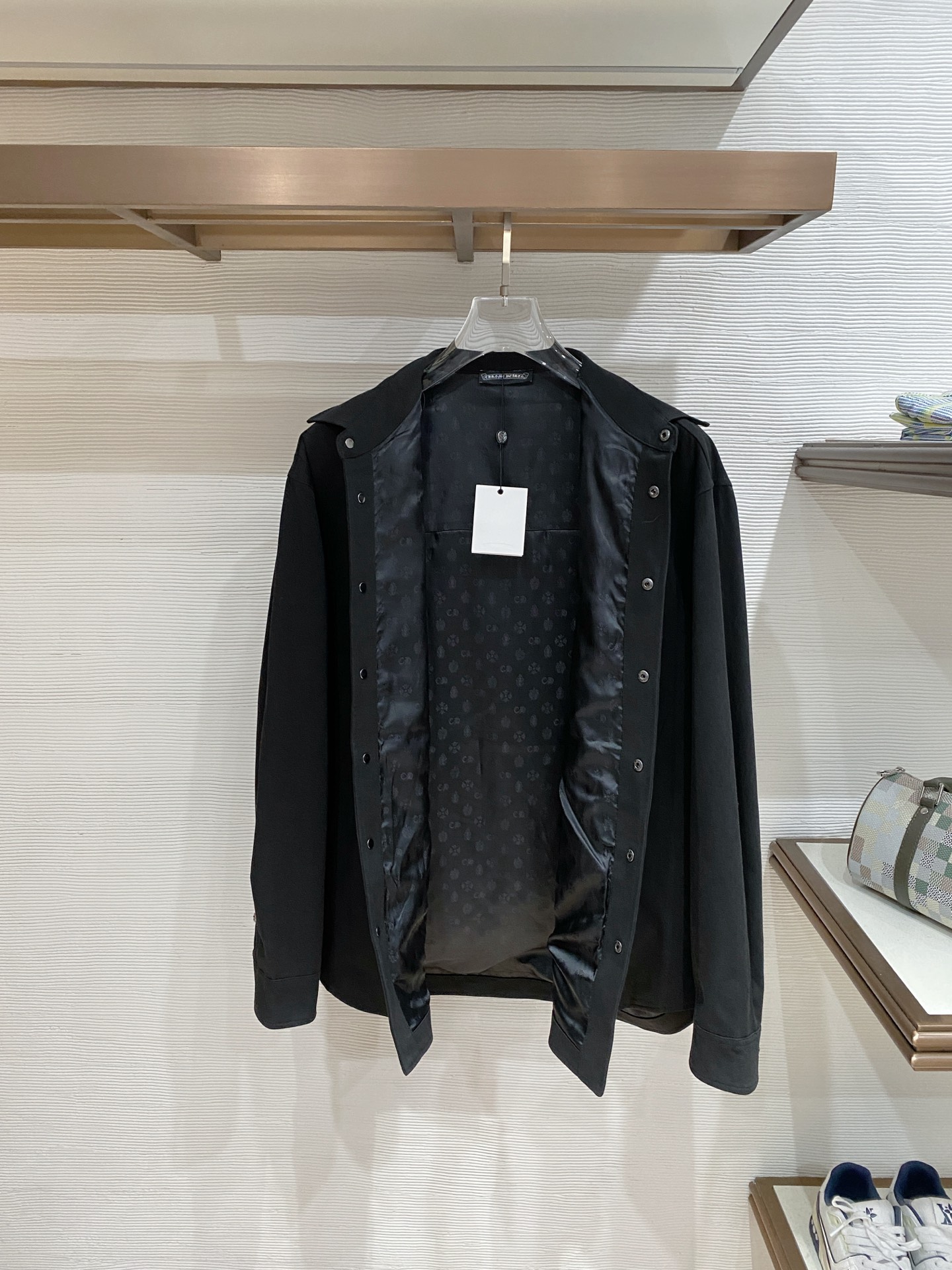 克罗心 衬衫外套 2026ss春季新款夹克外套全高端版本！高定专柜面料辅料，透气舒适度高，细节无可挑剔，