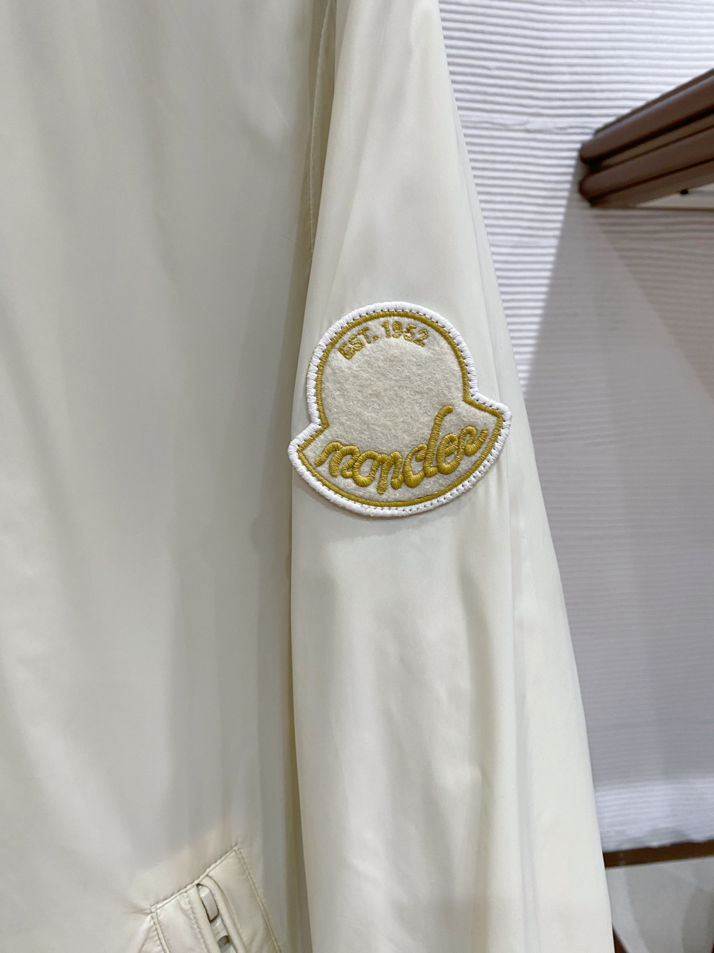 Moncler 蒙口 2026ss春季新款夹克外套全高端版本！高定专柜面料辅料，透气舒适度高，细节无可挑