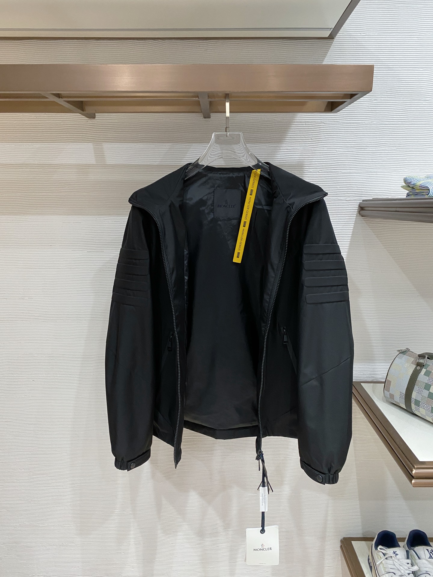 Moncler 蒙口 2026ss春季新款立领夹克外套全高端版本！高定专柜面料辅料，透气舒适度高，细节无