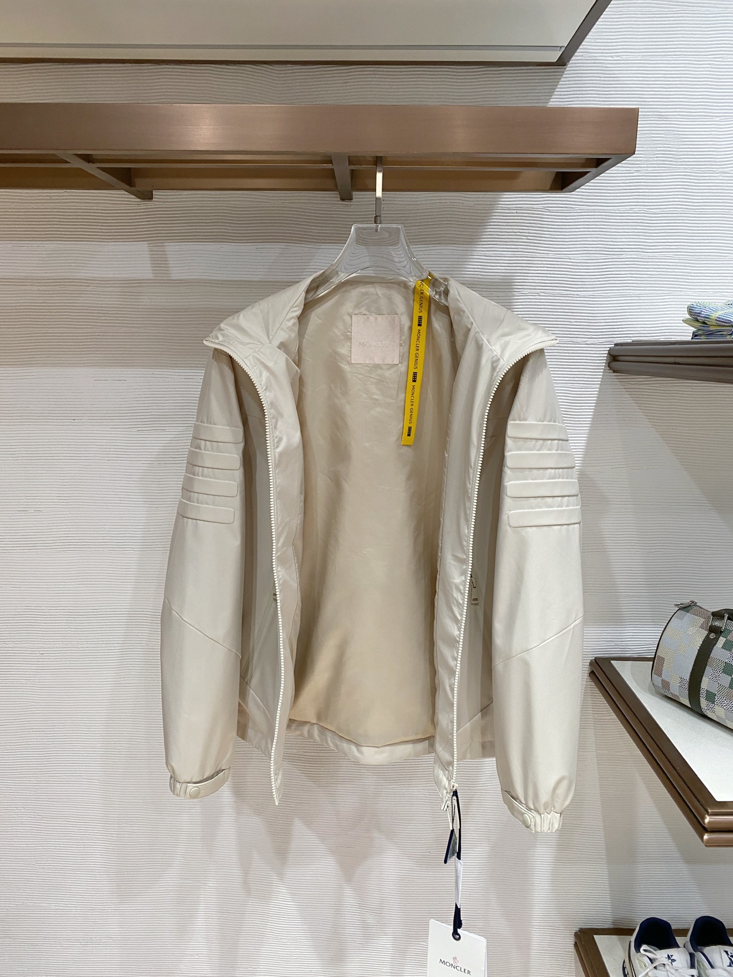 Moncler 蒙口 2026ss春季新款立领夹克外套全高端版本！高定专柜面料辅料，透气舒适度高，细节无