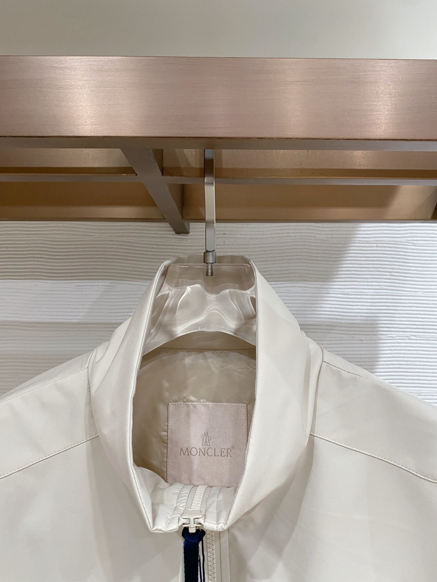 Moncler 蒙口 2026ss春季新款立领夹克外套全高端版本！高定专柜面料辅料，透气舒适度高，细节无