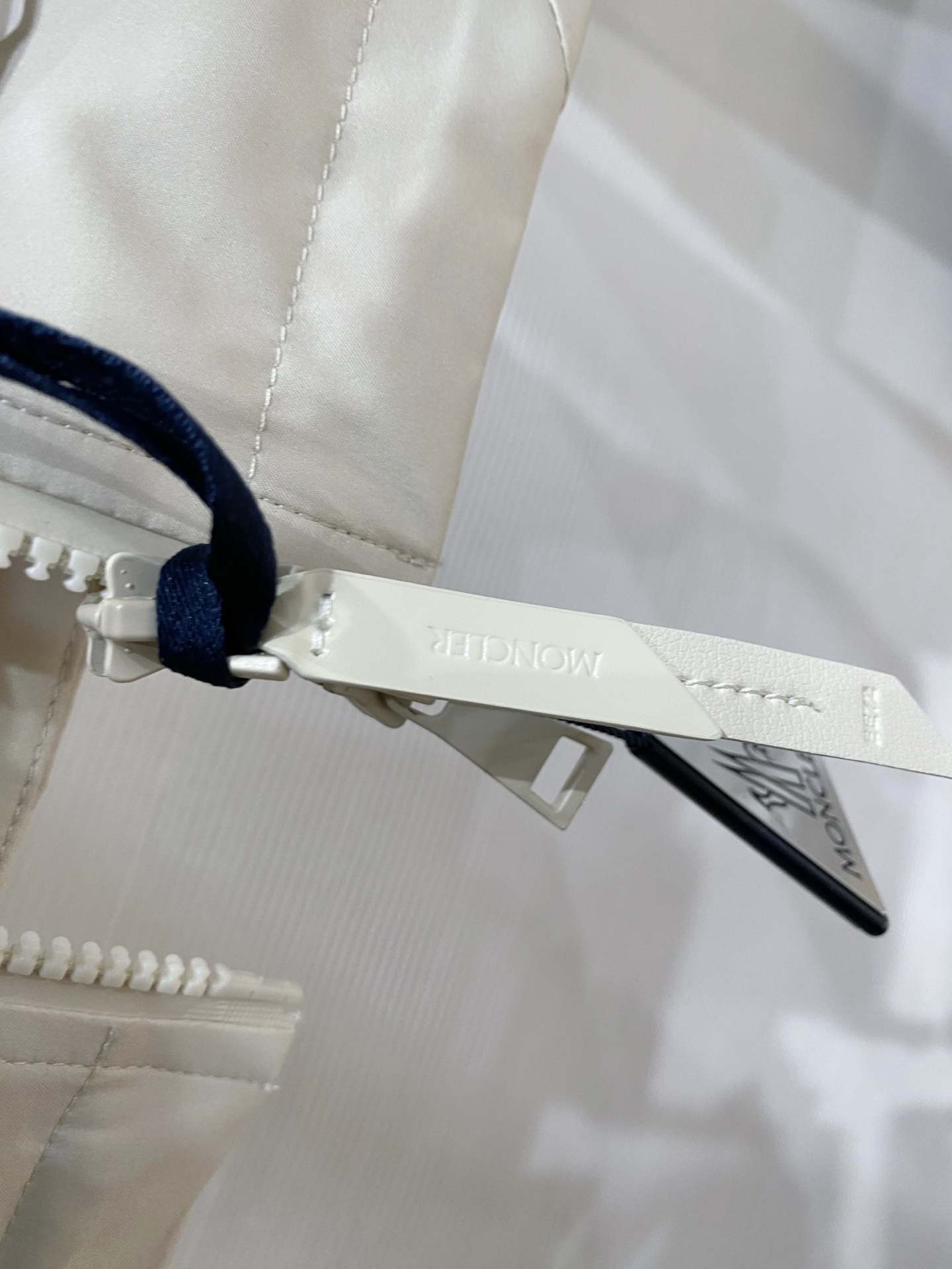 Moncler 蒙口 2026ss春季新款立领夹克外套全高端版本！高定专柜面料辅料，透气舒适度高，细节无