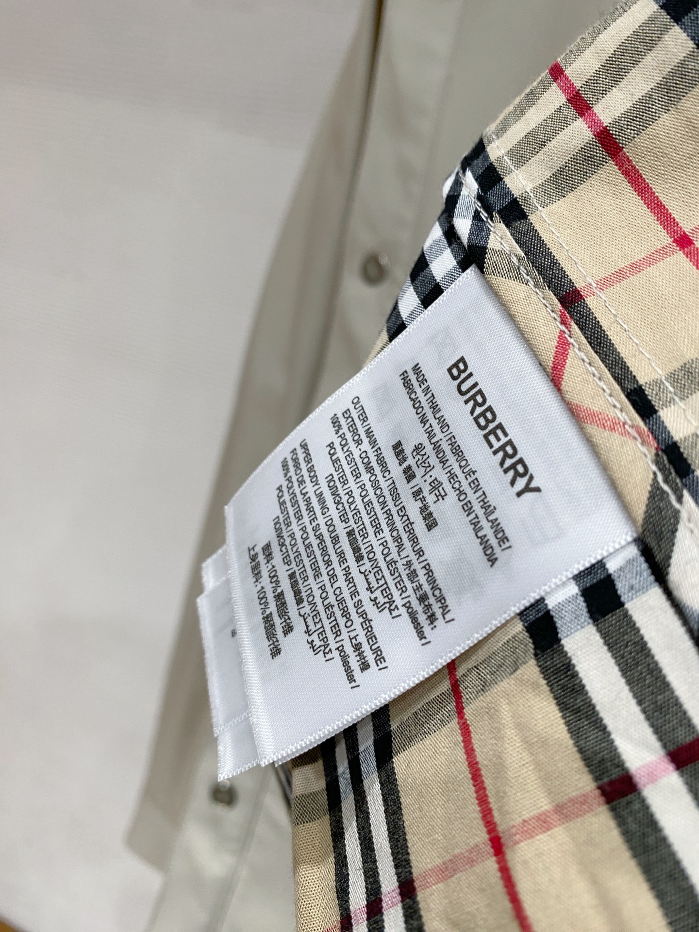 Burberry 巴宝莉2026ss春季新款夹克外套全高端版本！高定专柜面料辅料，透气舒适度高，细节无可