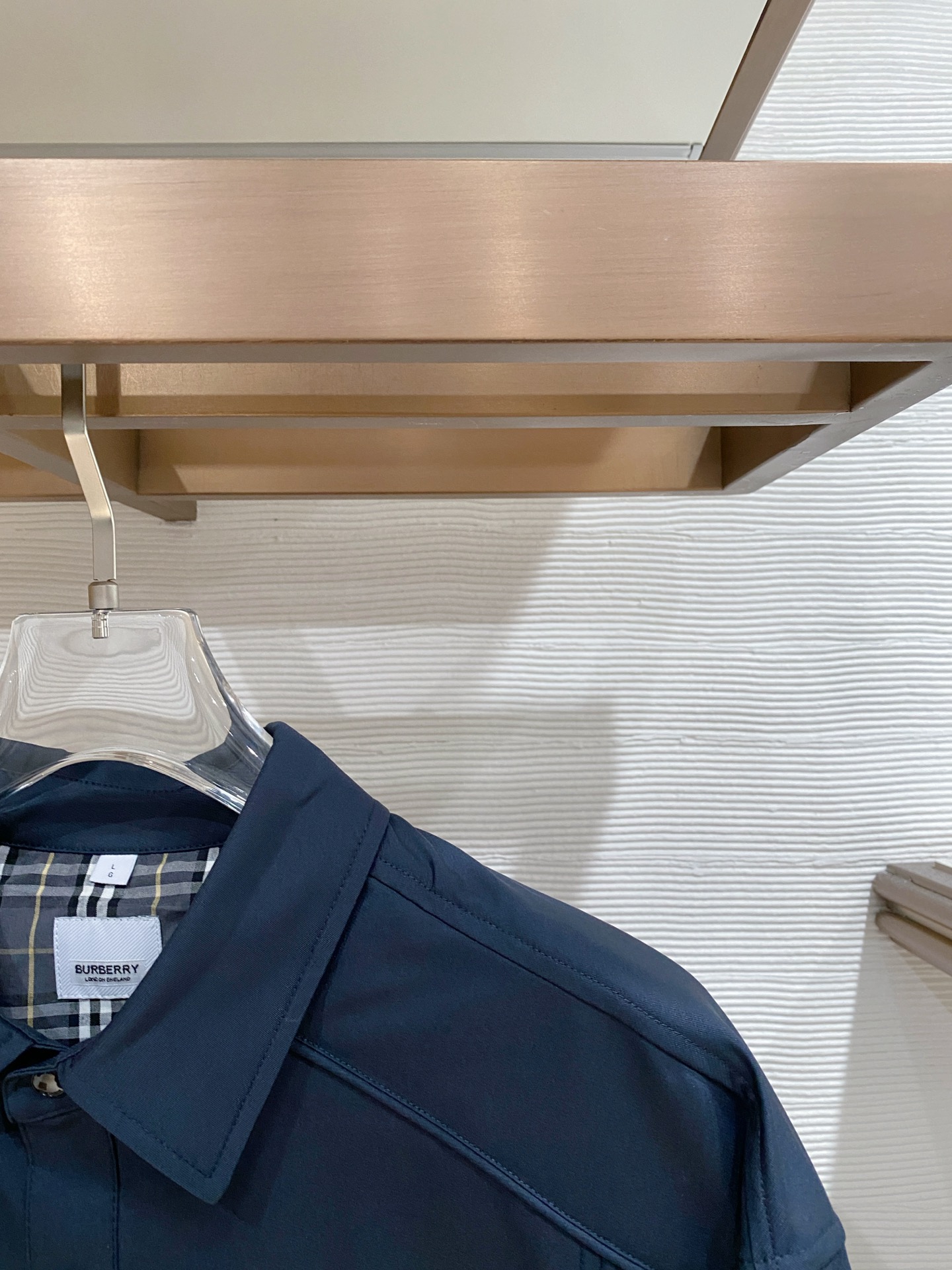 Burberry 巴宝莉2026ss春季新款夹克外套全高端版本！高定专柜面料辅料，透气舒适度高，细节无可