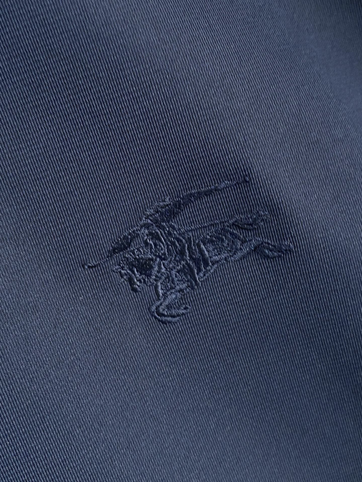 Burberry 巴宝莉2026ss春季新款夹克外套全高端版本！高定专柜面料辅料，透气舒适度高，细节无可