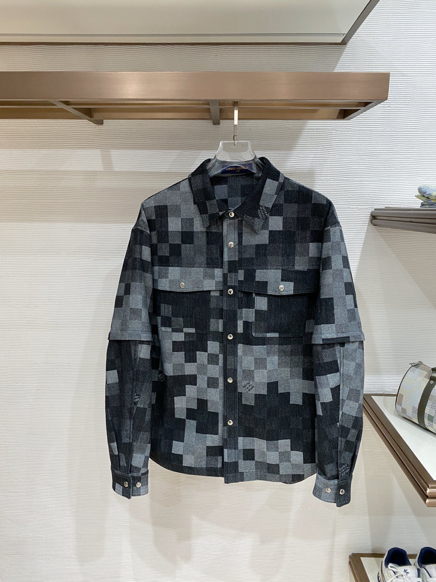 LV 袖子可拆卸 2026ss春季新款夹克牛仔外套全高端版本！高定专柜面料辅料，透气舒适度高，细节无可挑