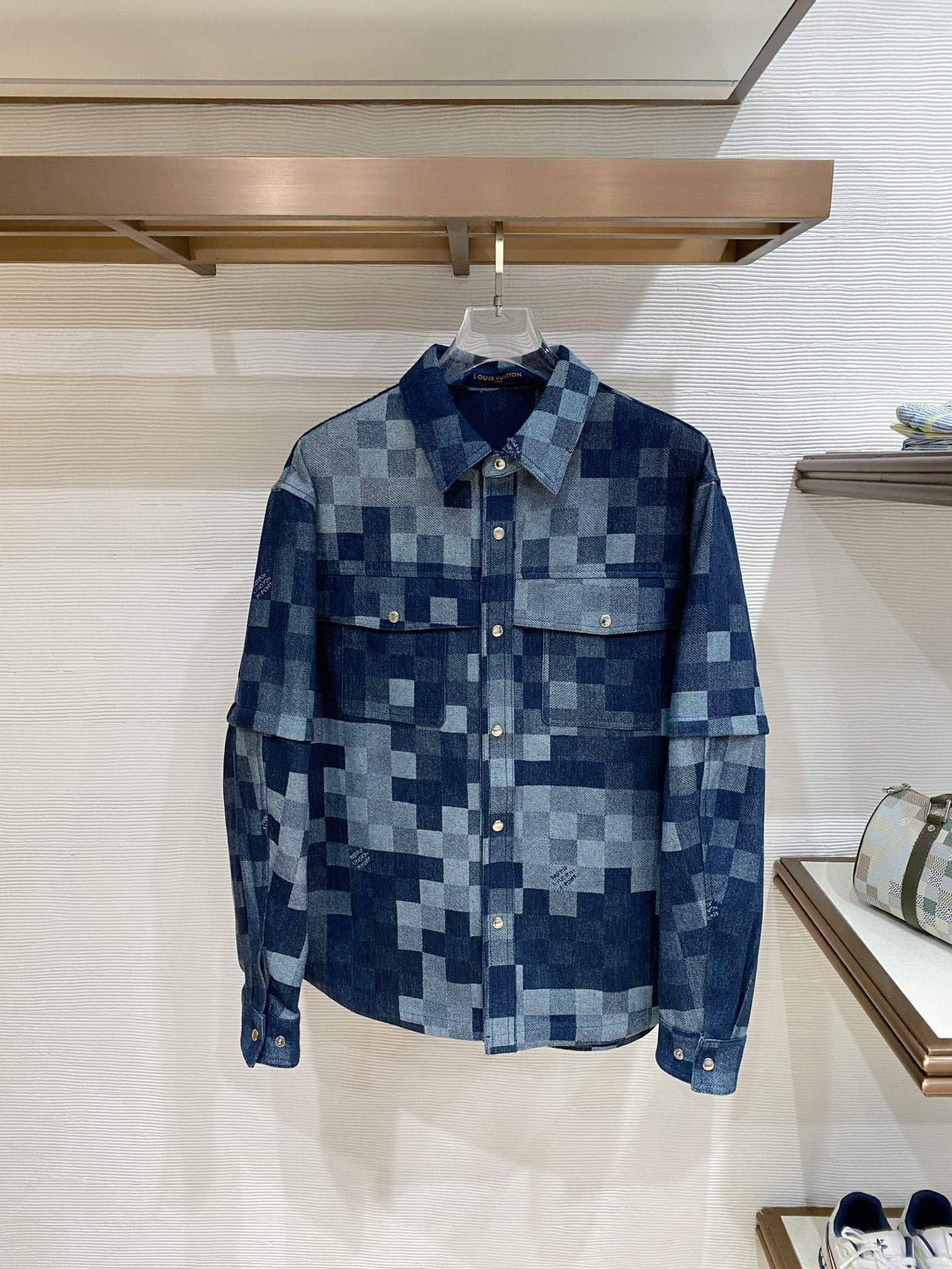 LV 袖子可拆卸 2026ss春季新款夹克牛仔外套全高端版本！高定专柜面料辅料，透气舒适度高，细节无可挑