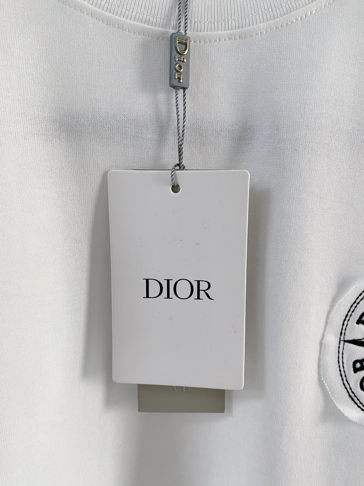 。diro石头岛🌟精品系列🌟2026春夏新款首发专柜最新款短袖圆领T恤 高端订制 设计前卫时尚！品牌lo