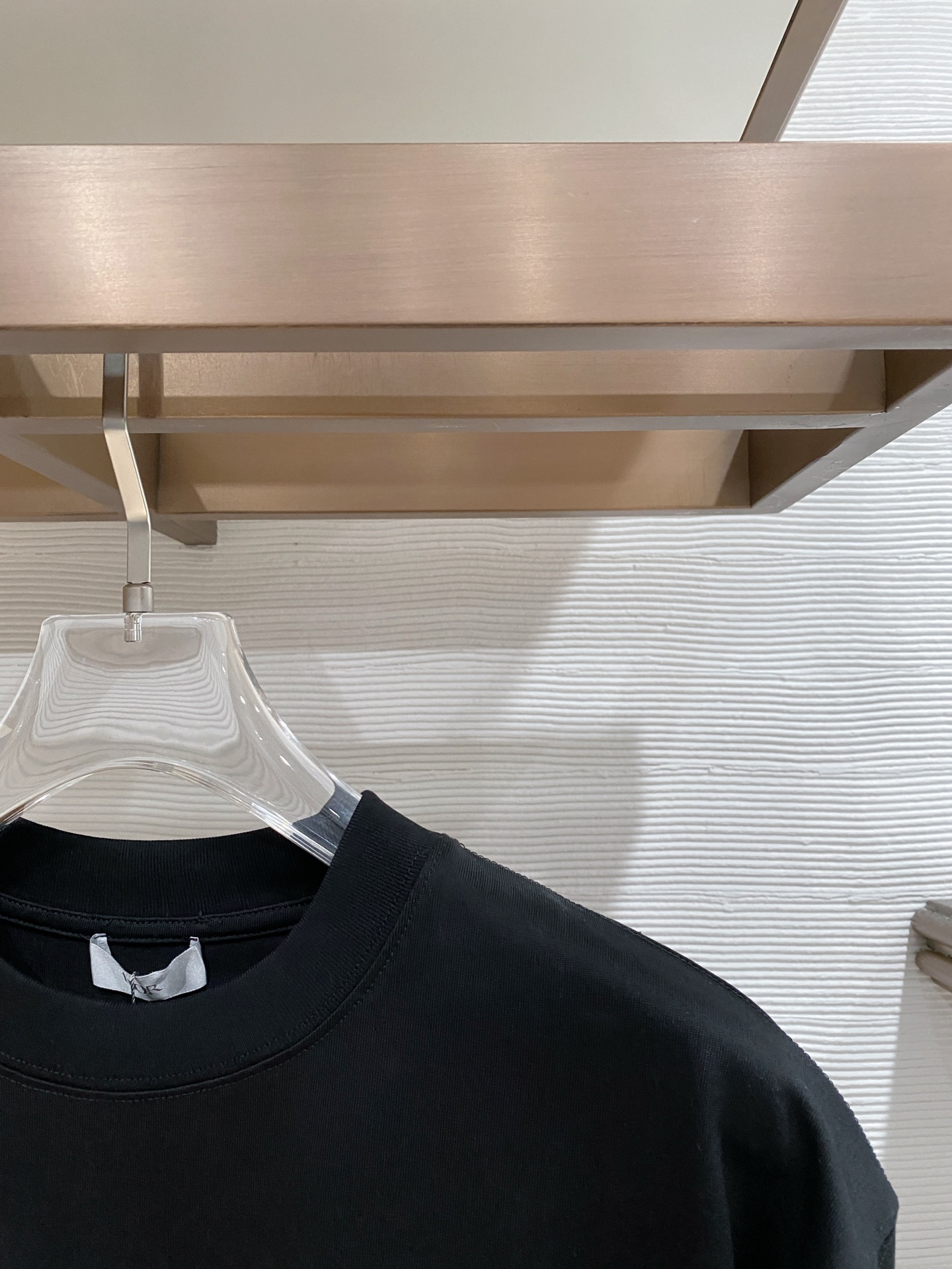 。diro石头岛🌟精品系列🌟2026春夏新款首发专柜最新款短袖圆领T恤 高端订制 设计前卫时尚！品牌lo