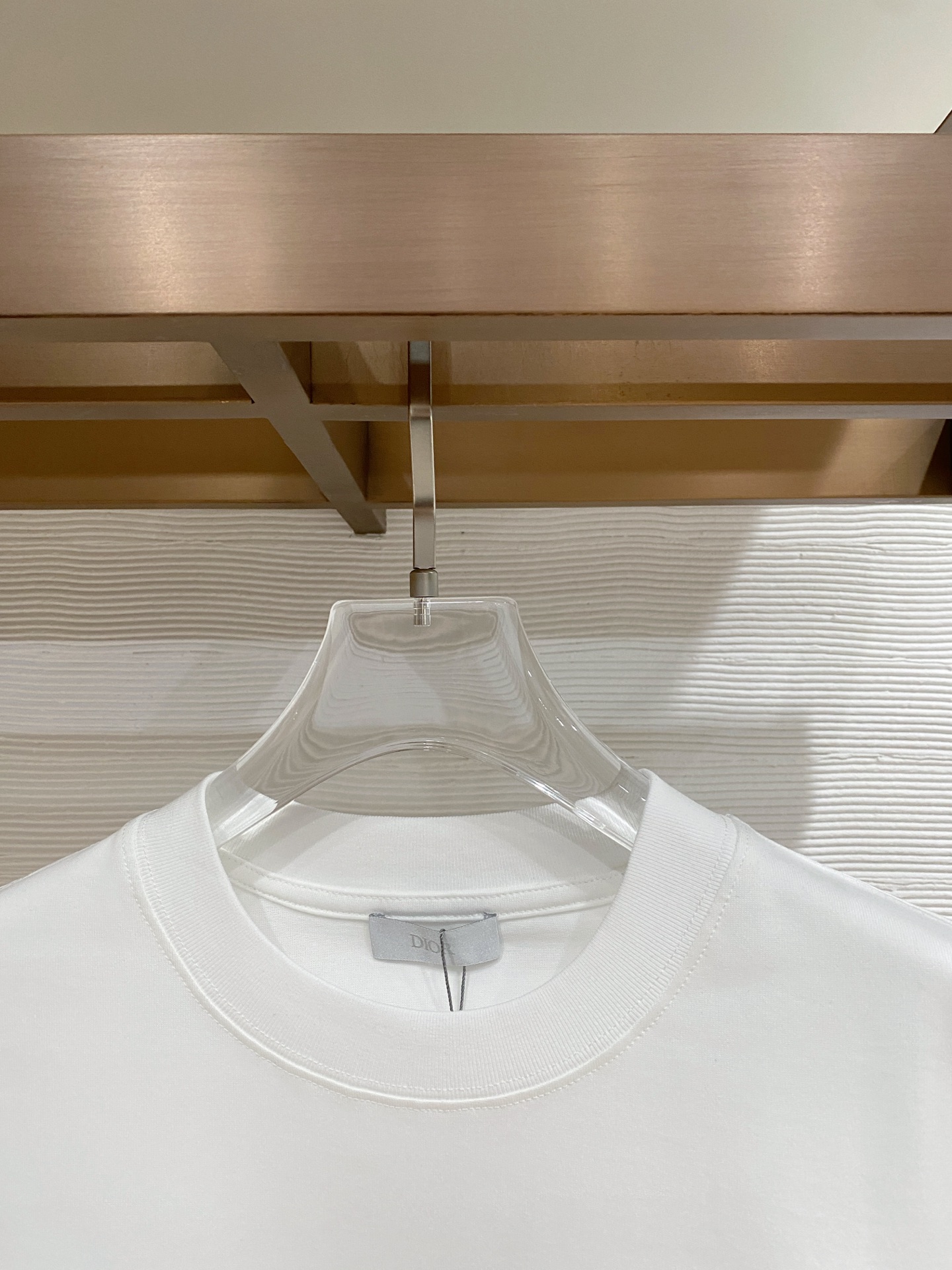 。diro石头岛🌟精品系列🌟2026春夏新款首发专柜最新款短袖圆领T恤 高端订制 设计前卫时尚！品牌lo