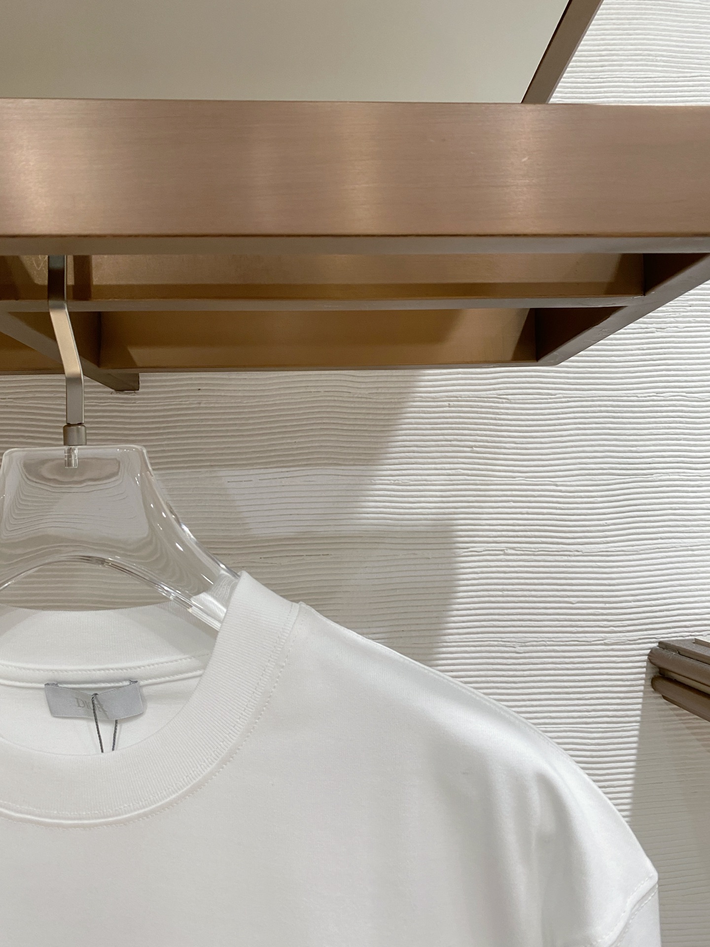 。diro石头岛🌟精品系列🌟2026春夏新款首发专柜最新款短袖圆领T恤 高端订制 设计前卫时尚！品牌lo