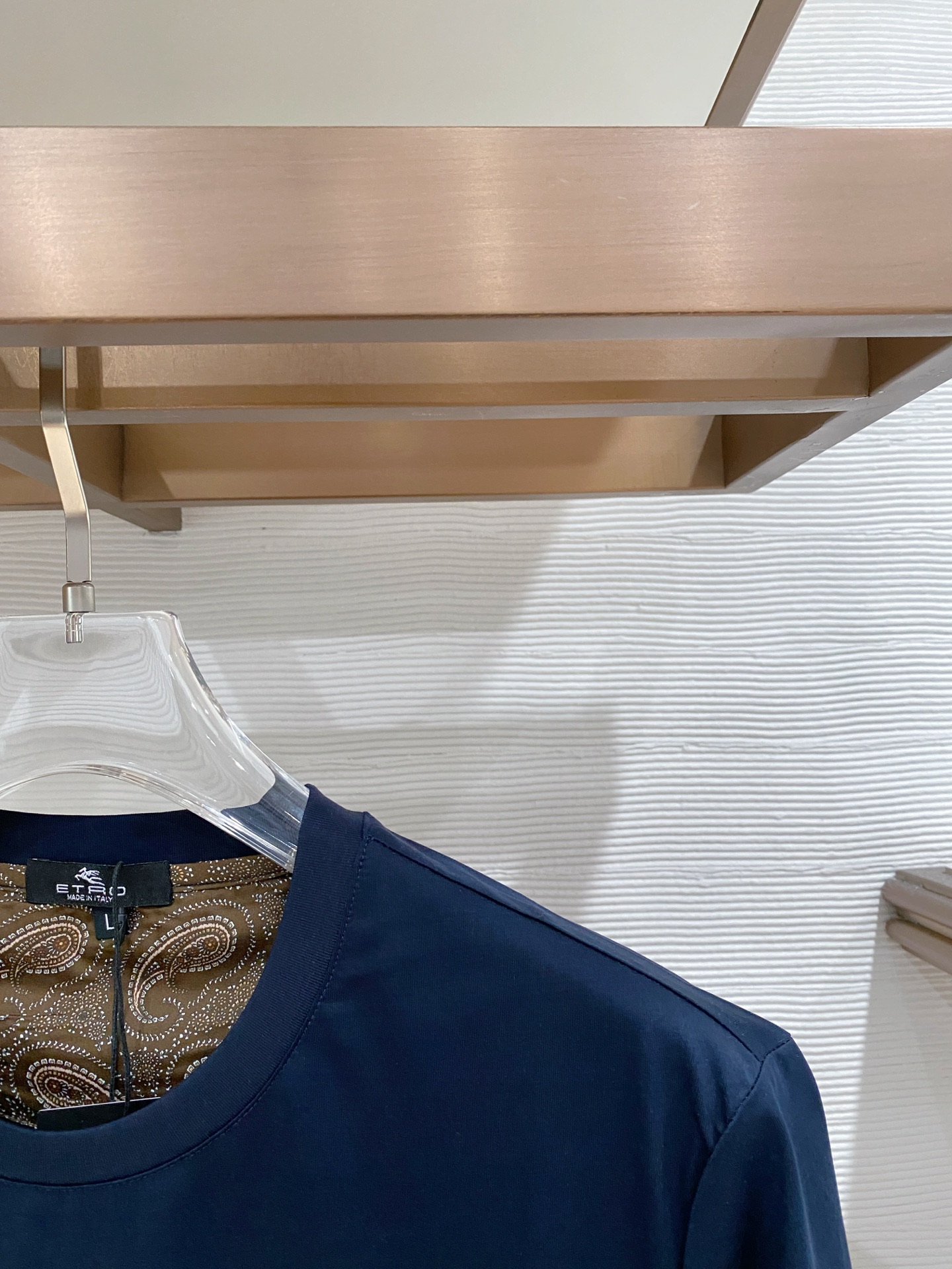 。ETRO艾焯老钱风品牌🌟丝光面料🌟2026春夏新款首发专柜最新款短袖圆领T恤 高端订制 设计前卫时尚！