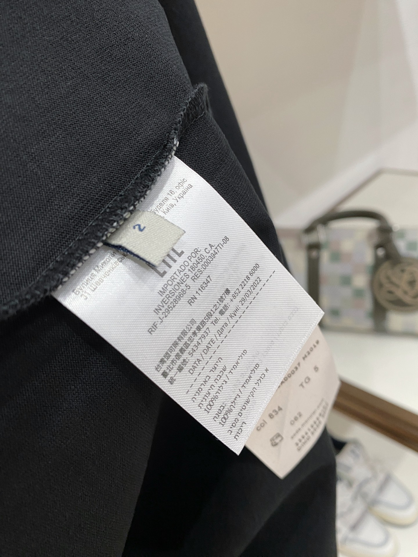 。蒙口🌟精品系列🌟2026春夏新款首发专柜最新款短袖圆领T恤 高端订制 设计前卫时尚！品牌logo重工艺