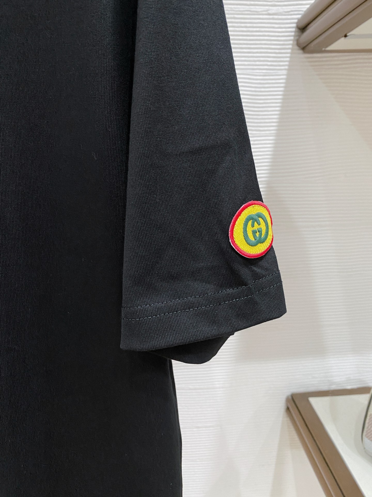 。G家 🌟精品系列🌟2026春夏新款首发专柜最新款短袖圆领T恤 高端订制 设计前卫时尚！品牌logo重工