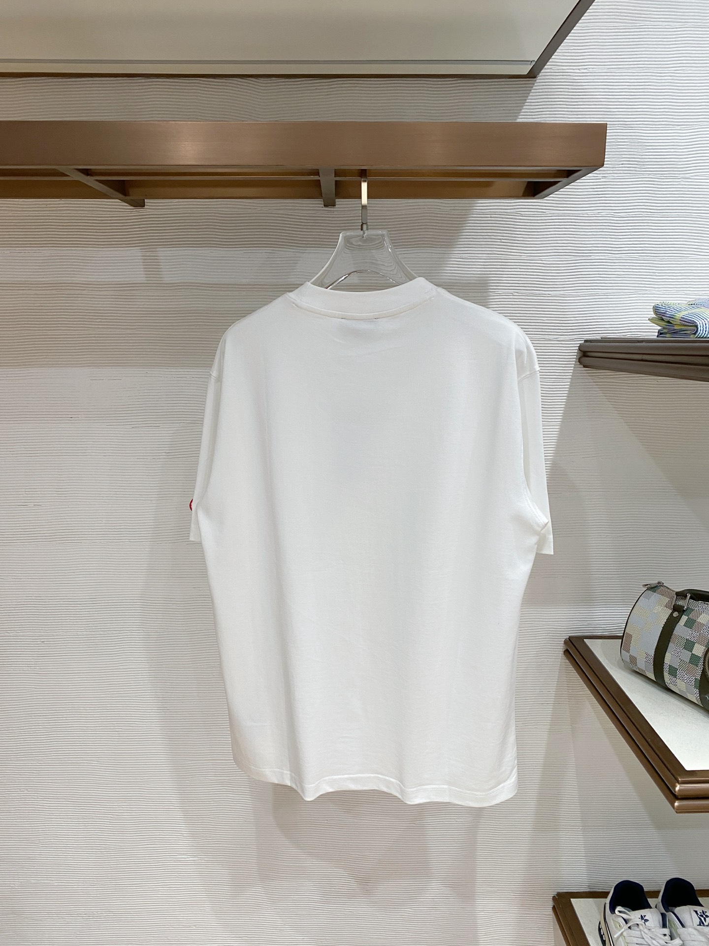 。G家 🌟精品系列🌟2026春夏新款首发专柜最新款短袖圆领T恤 高端订制 设计前卫时尚！品牌logo重工