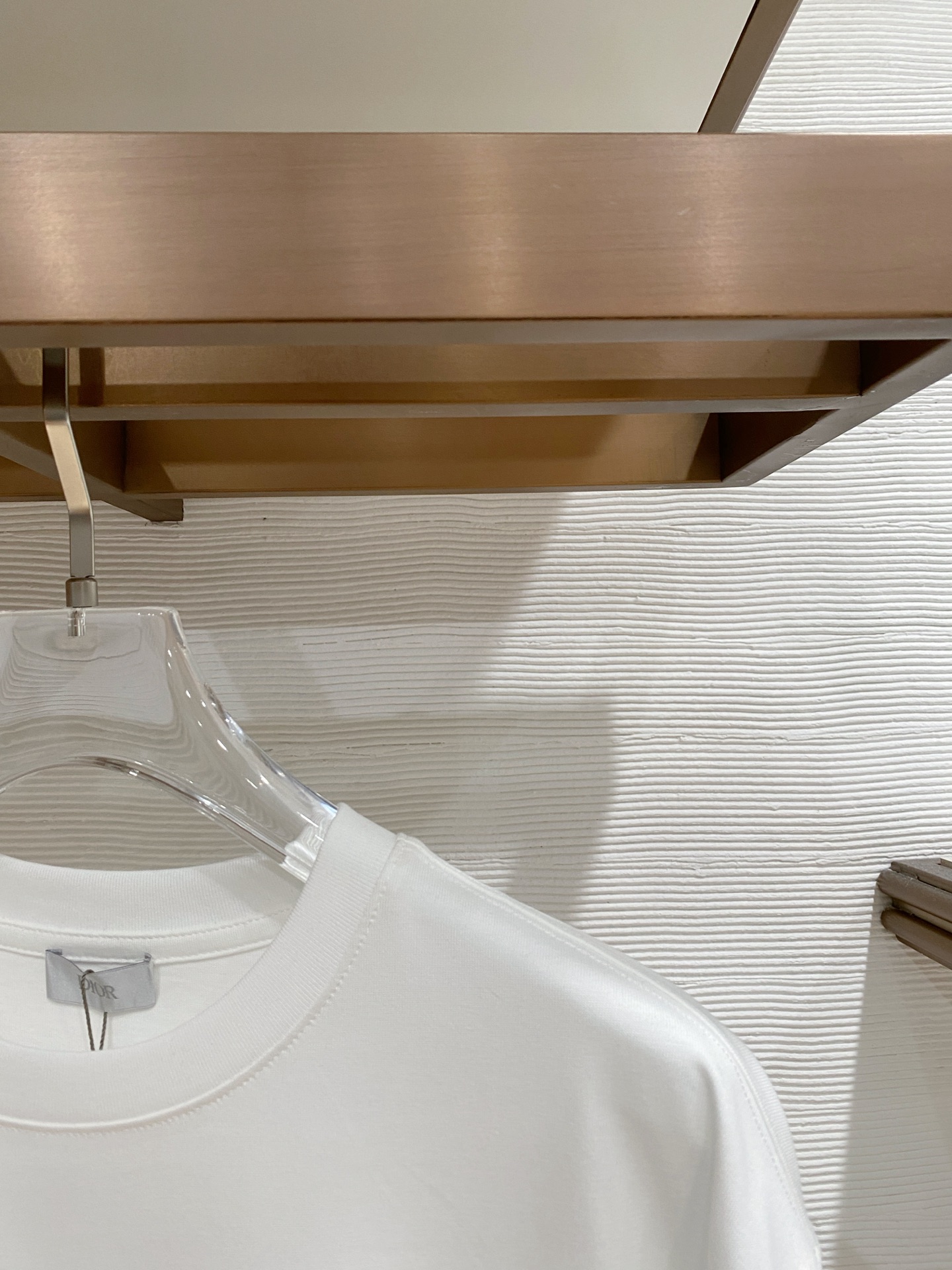 。Diro🌟精品系列🌟2026春夏新款首发专柜最新款短袖圆领T恤 高端订制 设计前卫时尚！品牌logo重