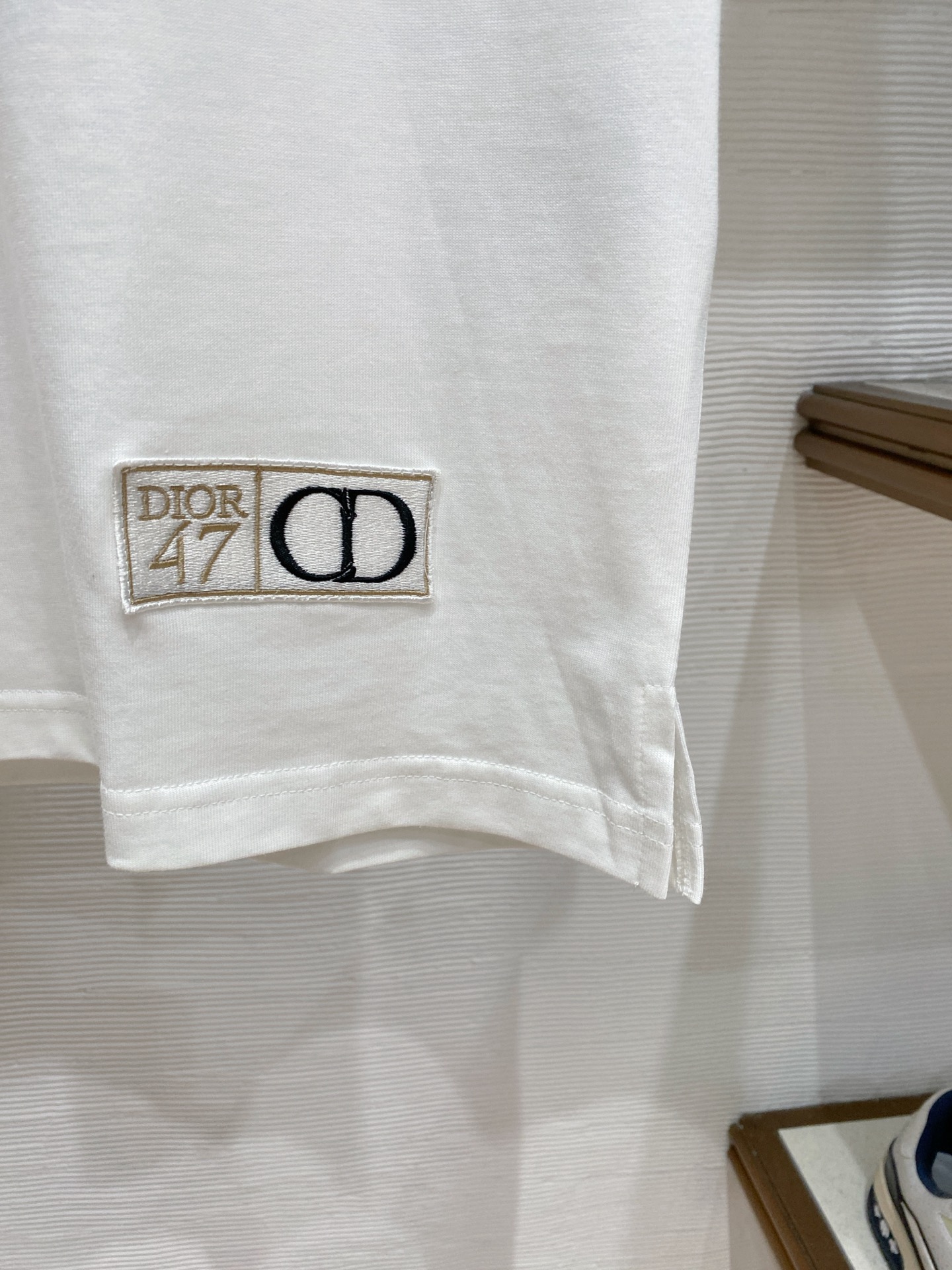 。Diro🌟精品系列🌟2026春夏新款首发专柜最新款短袖圆领T恤 高端订制 设计前卫时尚！品牌logo重