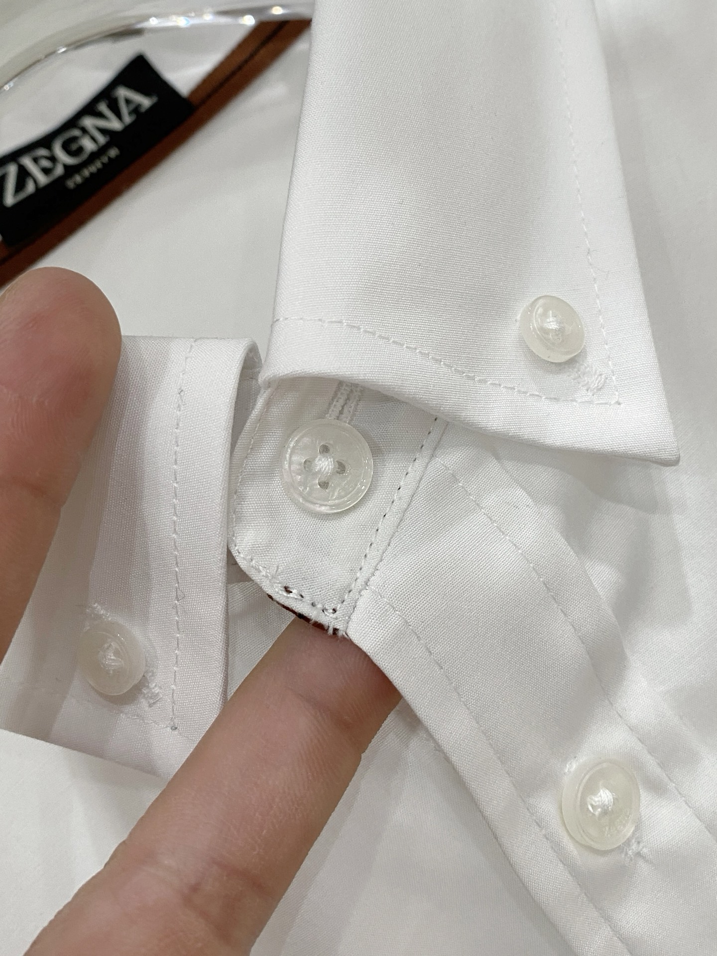 杰尼亚天丝➕长绒棉，业内翘楚，棉质的柔软亲肤、天丝的细滑温润丸美融合与平衡！精致高级又舒适，优质的面料与