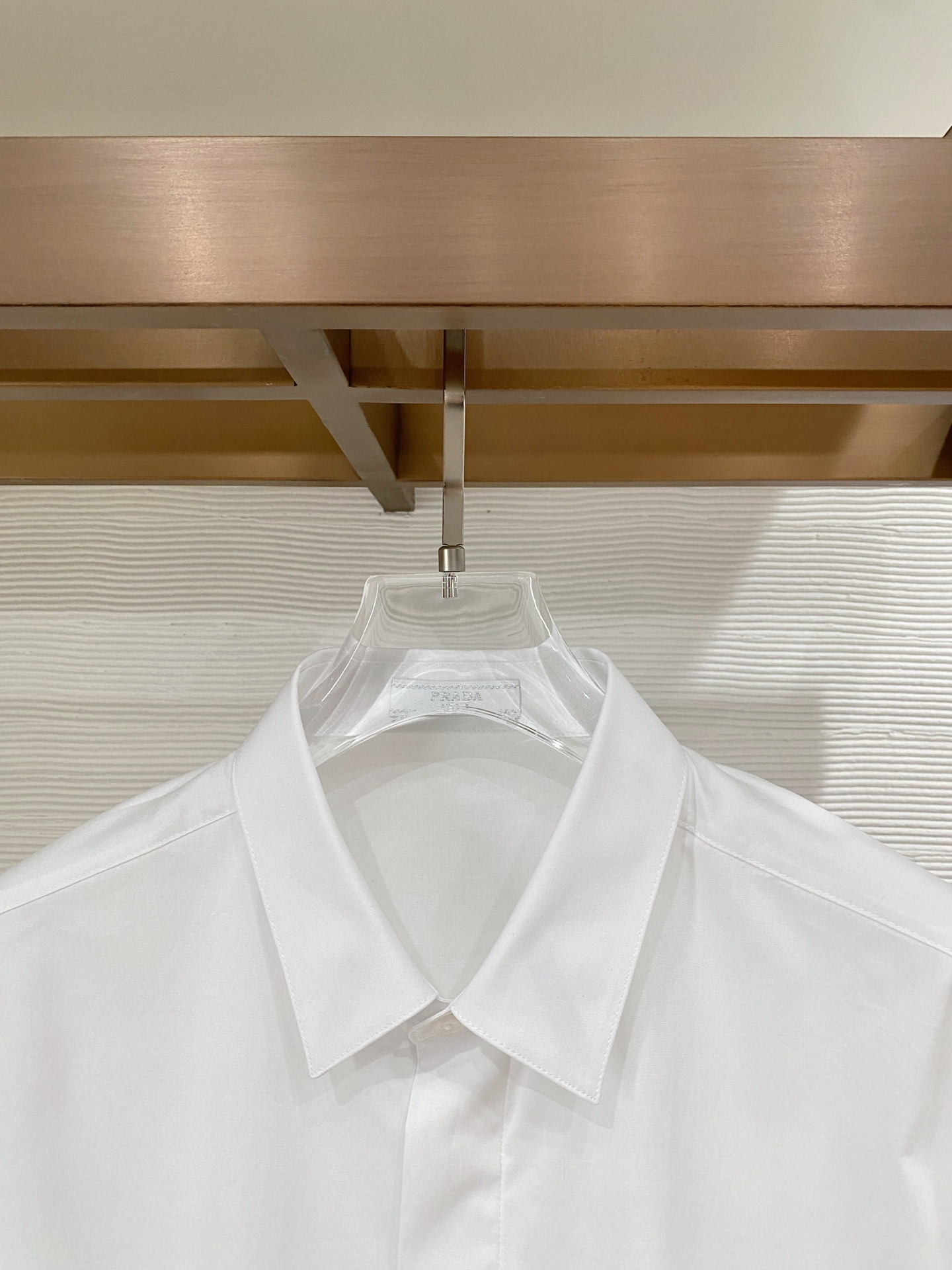 普拉达天丝➕长绒棉，业内翘楚，棉质的柔软亲肤、天丝的细滑温润丸美融合与平衡！精致高级又舒适，优质的面料与