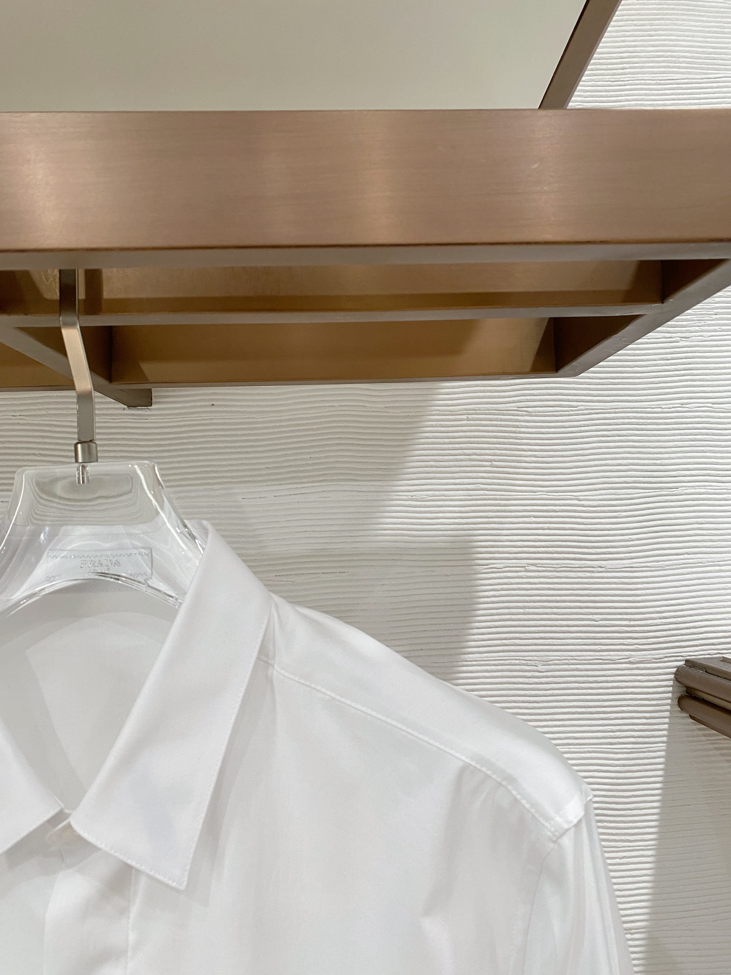 普拉达天丝➕长绒棉，业内翘楚，棉质的柔软亲肤、天丝的细滑温润丸美融合与平衡！精致高级又舒适，优质的面料与