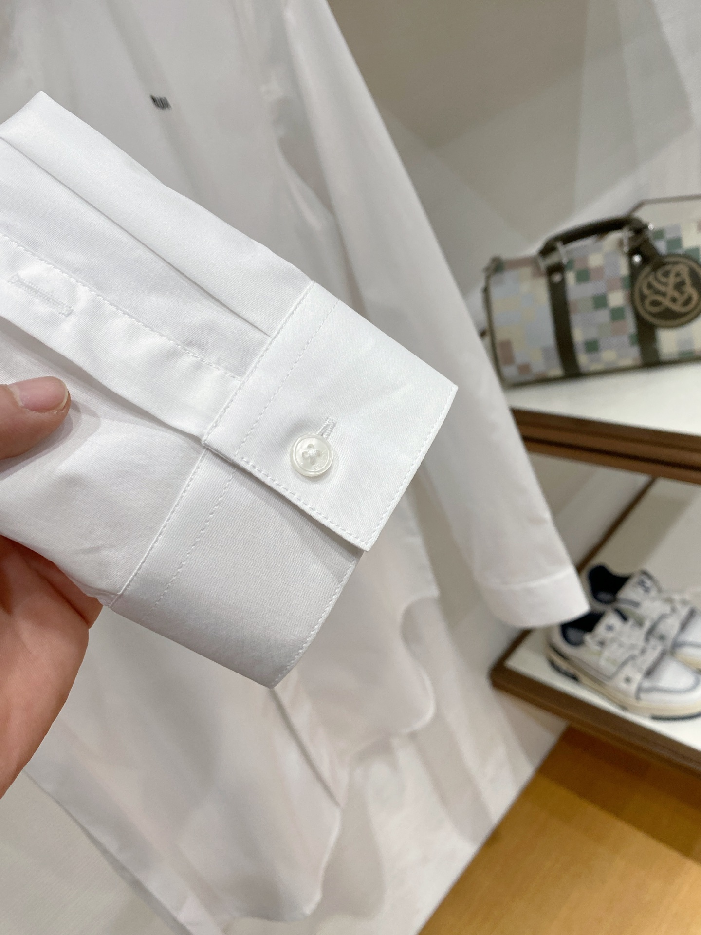 普拉达天丝➕长绒棉，业内翘楚，棉质的柔软亲肤、天丝的细滑温润丸美融合与平衡！精致高级又舒适，优质的面料与