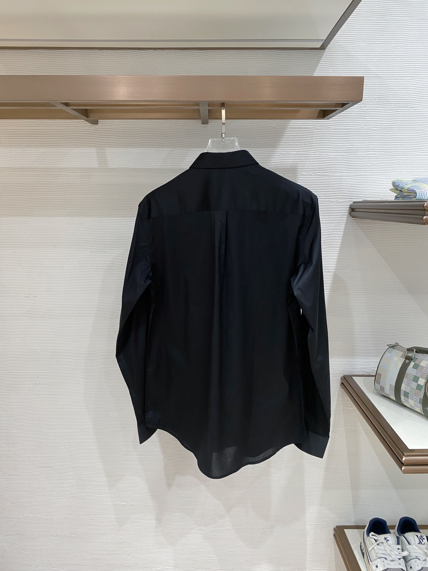 普拉达天丝➕长绒棉，业内翘楚，棉质的柔软亲肤、天丝的细滑温润丸美融合与平衡！精致高级又舒适，优质的面料与