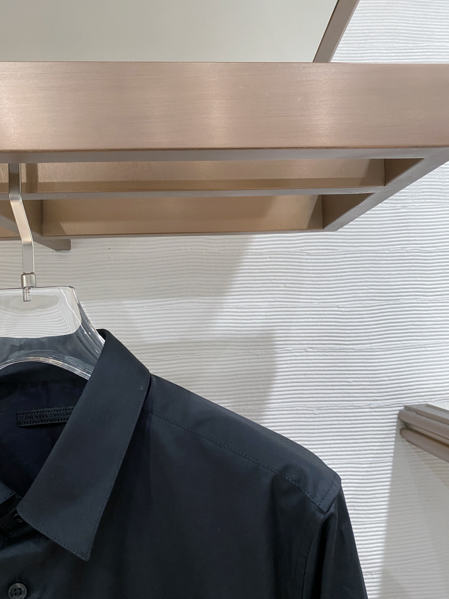 普拉达天丝➕长绒棉，业内翘楚，棉质的柔软亲肤、天丝的细滑温润丸美融合与平衡！精致高级又舒适，优质的面料与