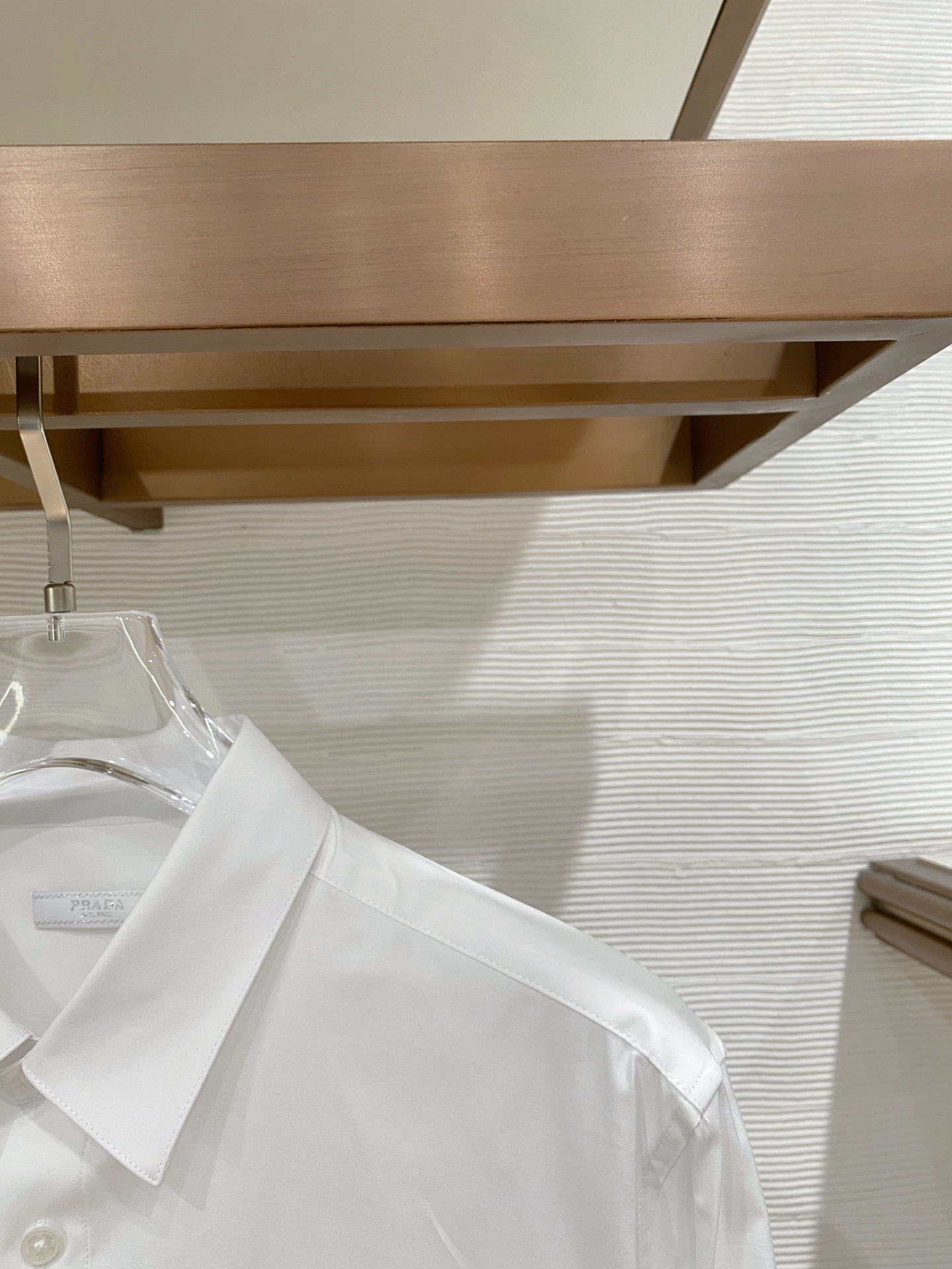 普拉达天丝➕长绒棉，业内翘楚，棉质的柔软亲肤、天丝的细滑温润丸美融合与平衡！精致高级又舒适，优质的面料与