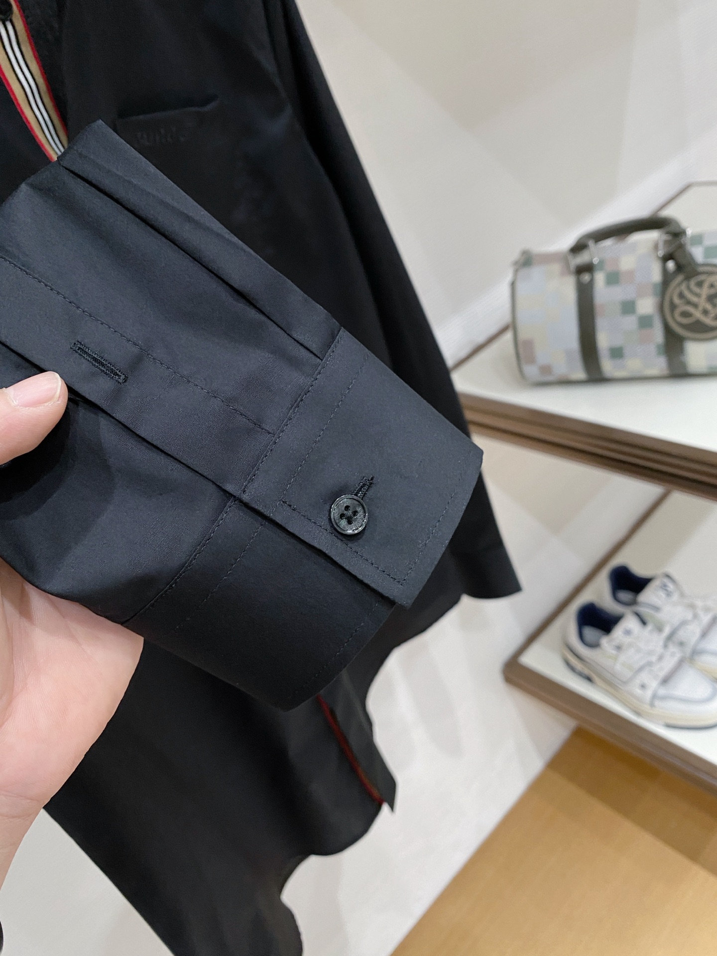 巴宝莉天丝➕长绒棉，业内翘楚，棉质的柔软亲肤、天丝的细滑温润丸美融合与平衡！精致高级又舒适，优质的面料与