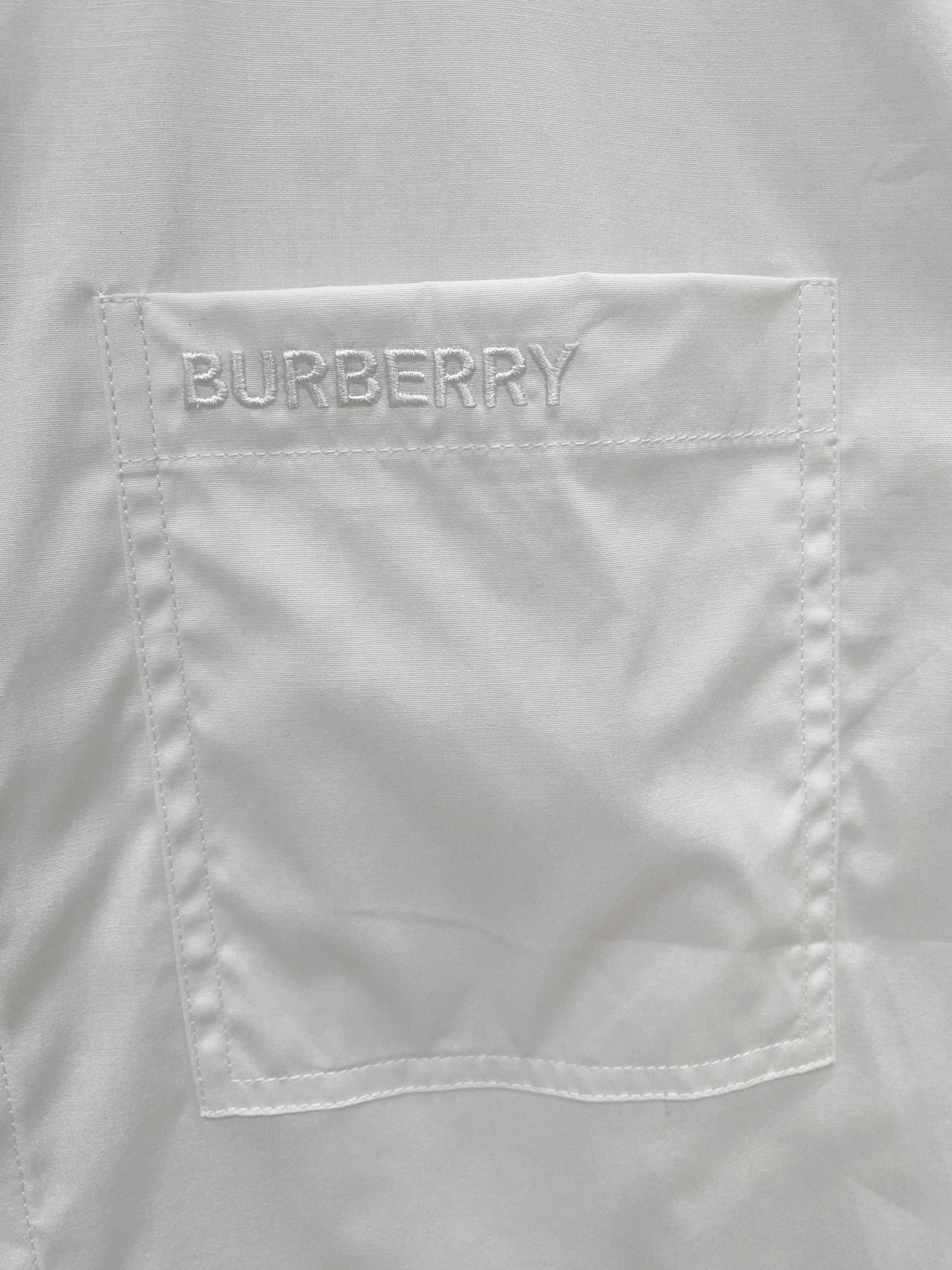 巴宝莉天丝➕长绒棉，业内翘楚，棉质的柔软亲肤、天丝的细滑温润丸美融合与平衡！精致高级又舒适，优质的面料与