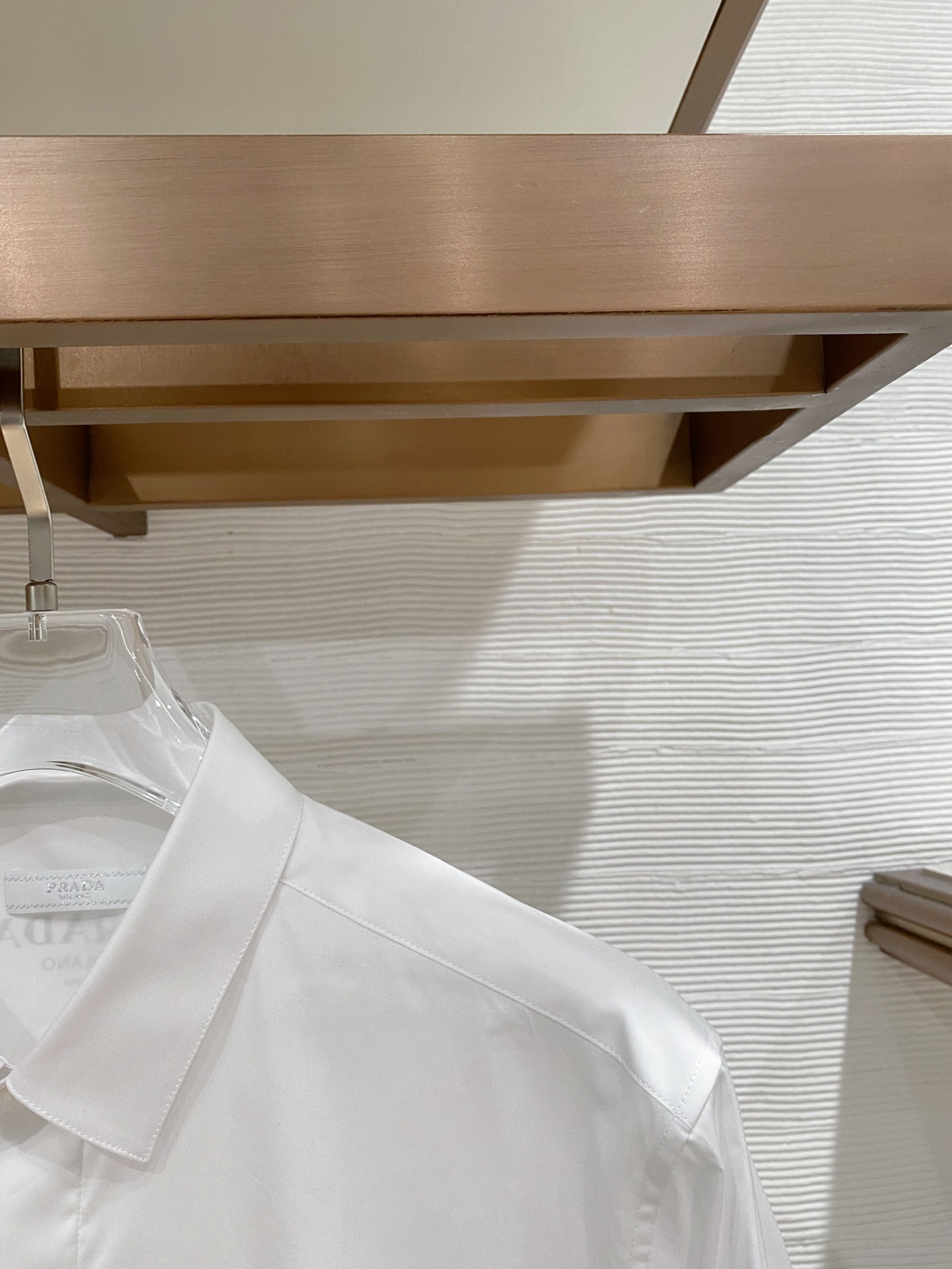 普拉达天丝➕长绒棉，业内翘楚，棉质的柔软亲肤、天丝的细滑温润丸美融合与平衡！精致高级又舒适，优质的面料与