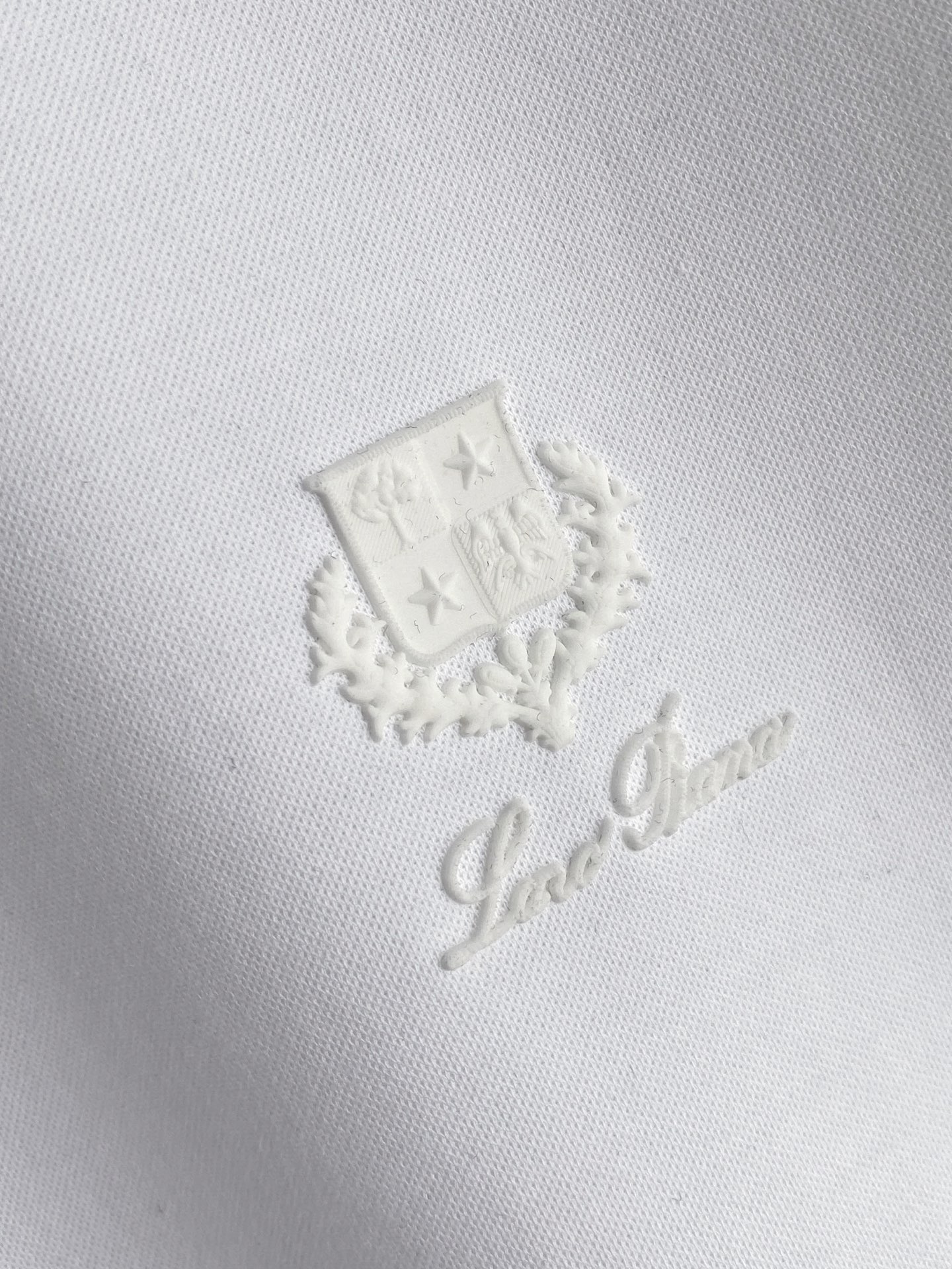 。Loro Piana老钱风品牌🌟丝光面料🌟2026春夏新款首发专柜最新款短袖圆领T恤 高端订制 设计前